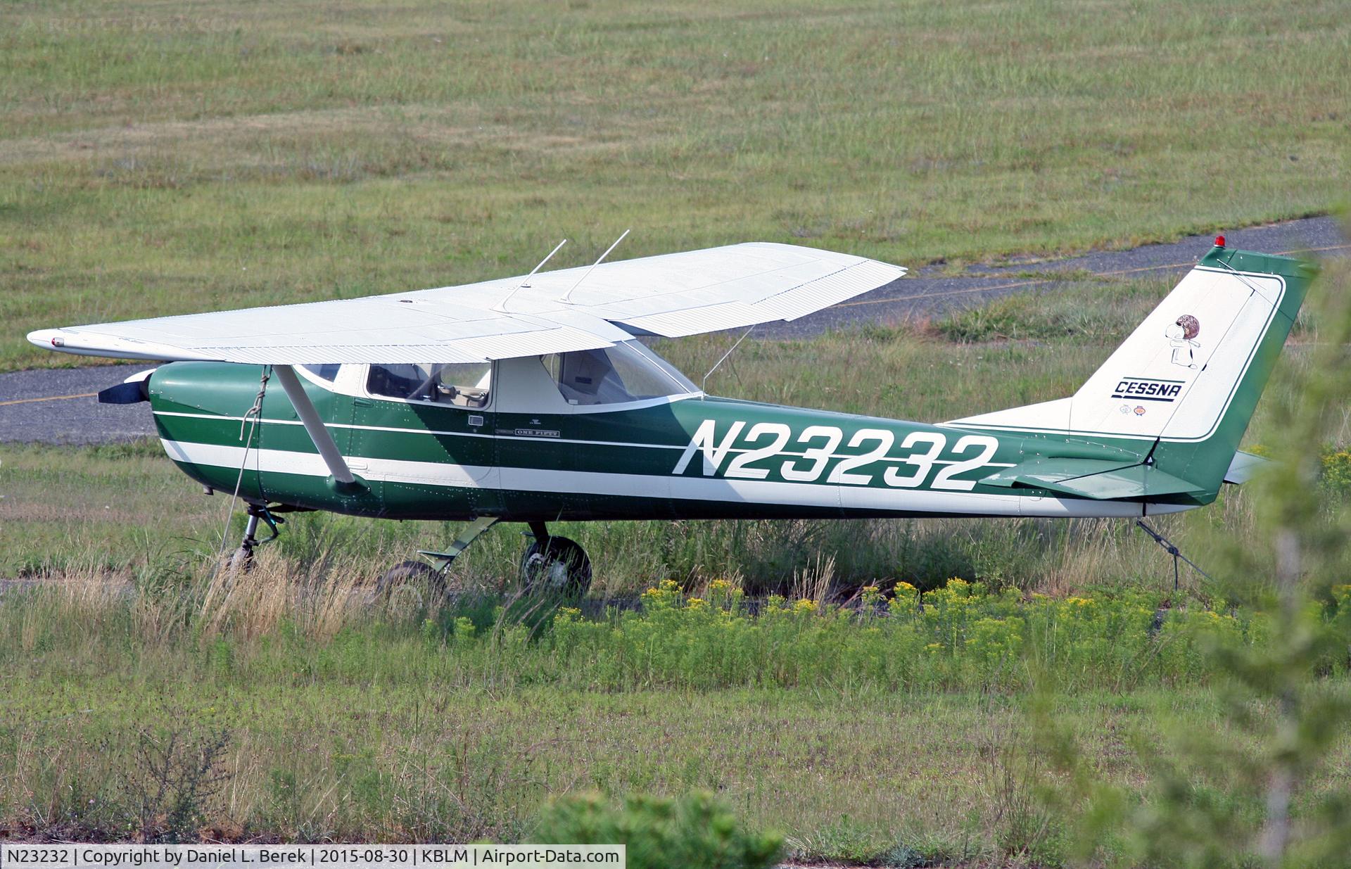 N23232, 1968 Cessna 150H C/N 15068812, An avocado green 1968-build Cessna 150 blends in well with her surroundings.