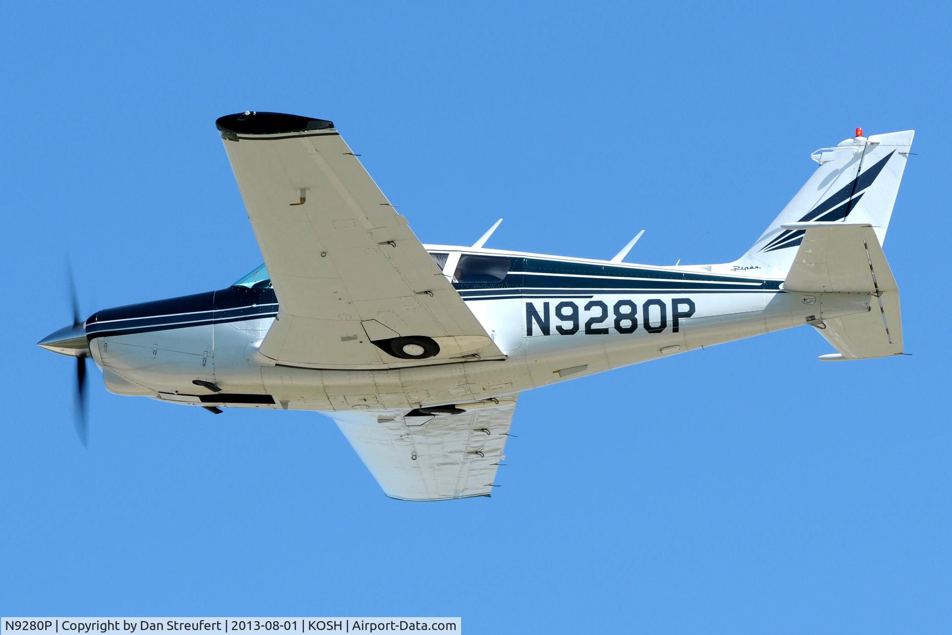 N9280P, 1967 Piper PA-24-260 Comanche C/N 24-4708, N9280P Departing OSH