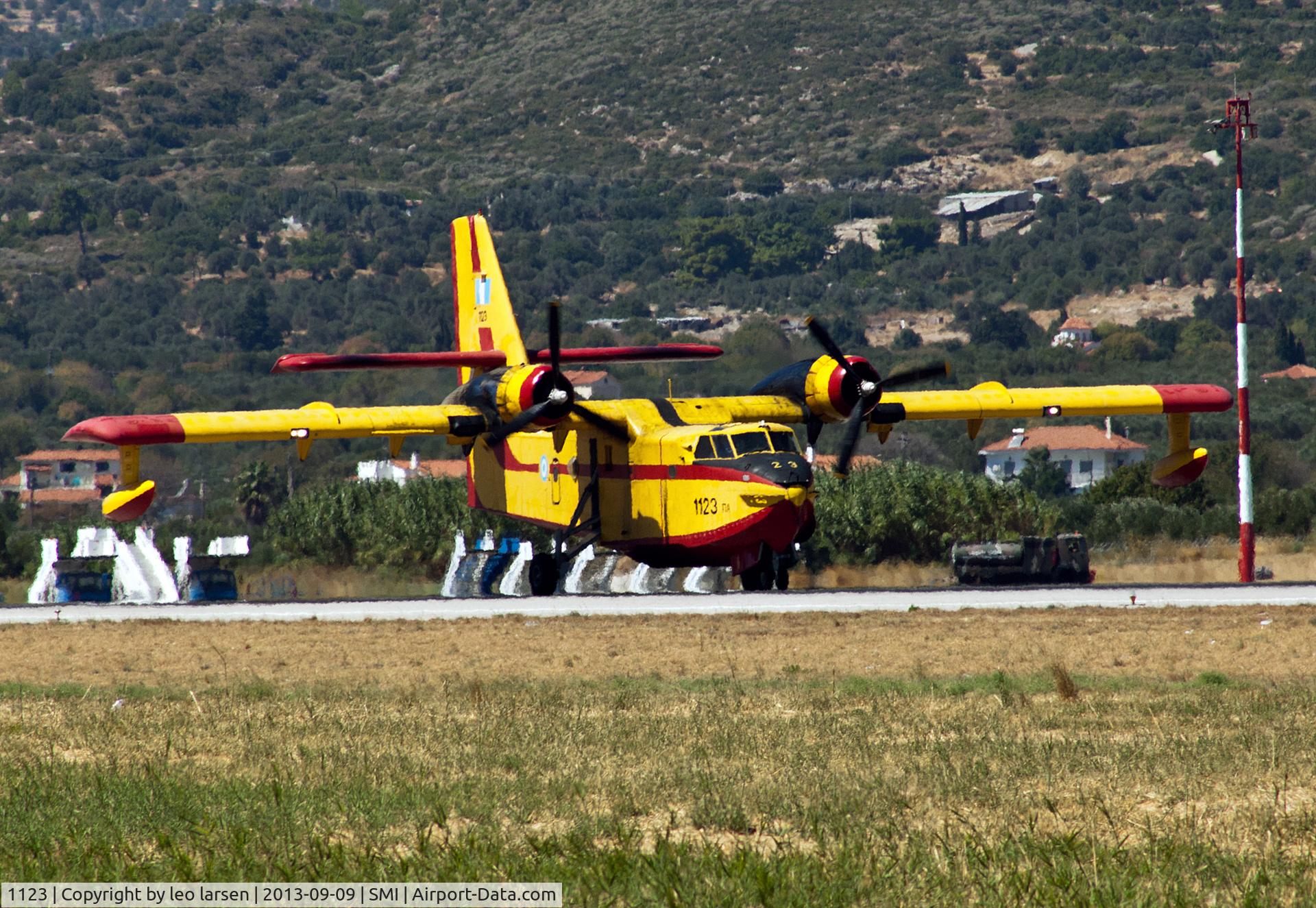 1123, Canadair CL-215-V (CL-215-1A10) C/N 1123, Samos Greece 9.9.13