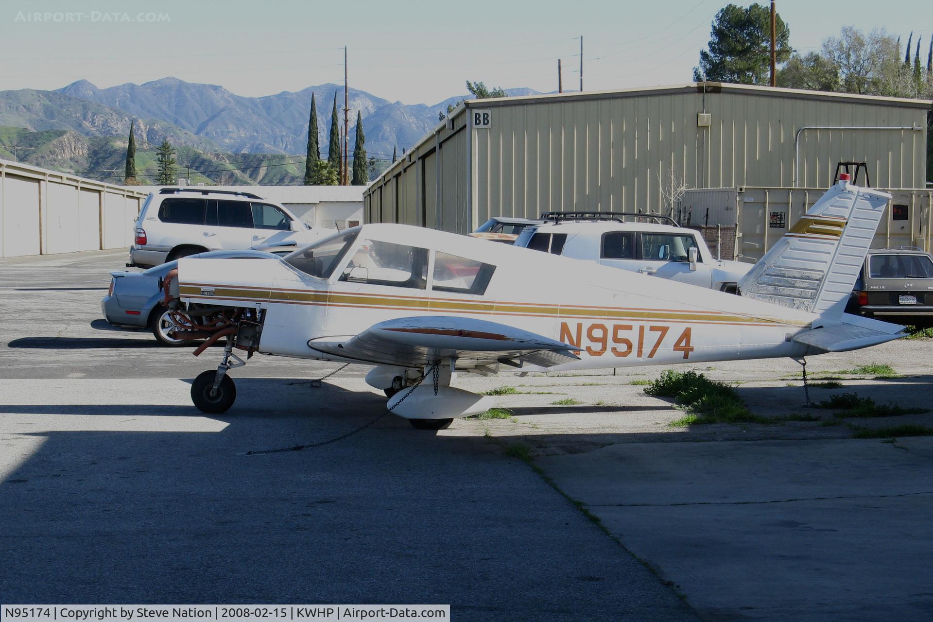 N95174, 1969 Piper PA-28-140 C/N 28-25833, 1969 Piper PA-28-140 sans prop @ Whiteman Airport, Pacoima, CA