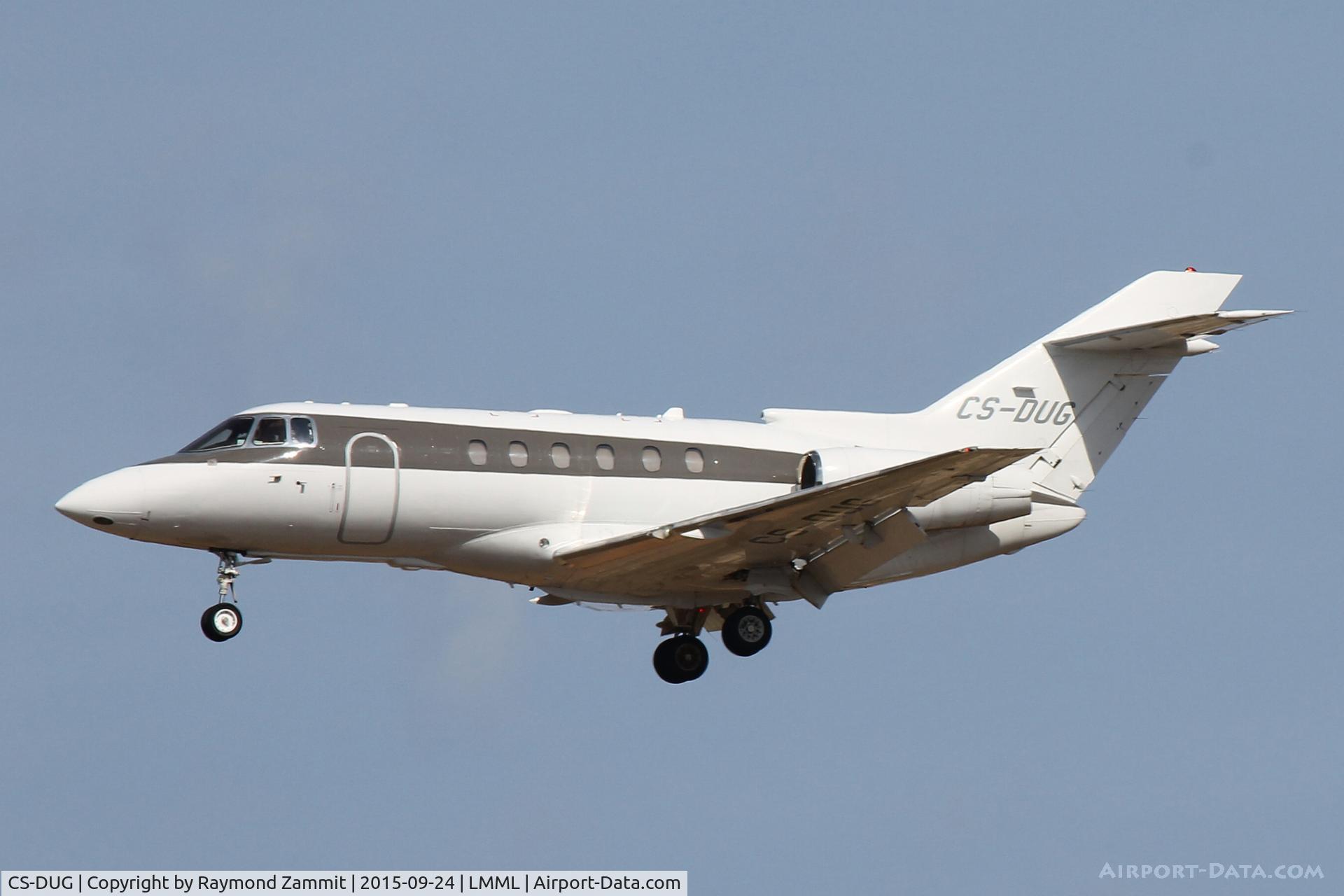 CS-DUG, 2008 Hawker Beechcraft 750 C/N HB-20, Raytheon Hawker750 CS-DUG Netjets