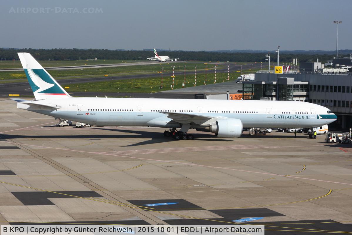 B-KPO, 2009 Boeing 777-367/ER C/N 36160, B 777 with A380 in the distance