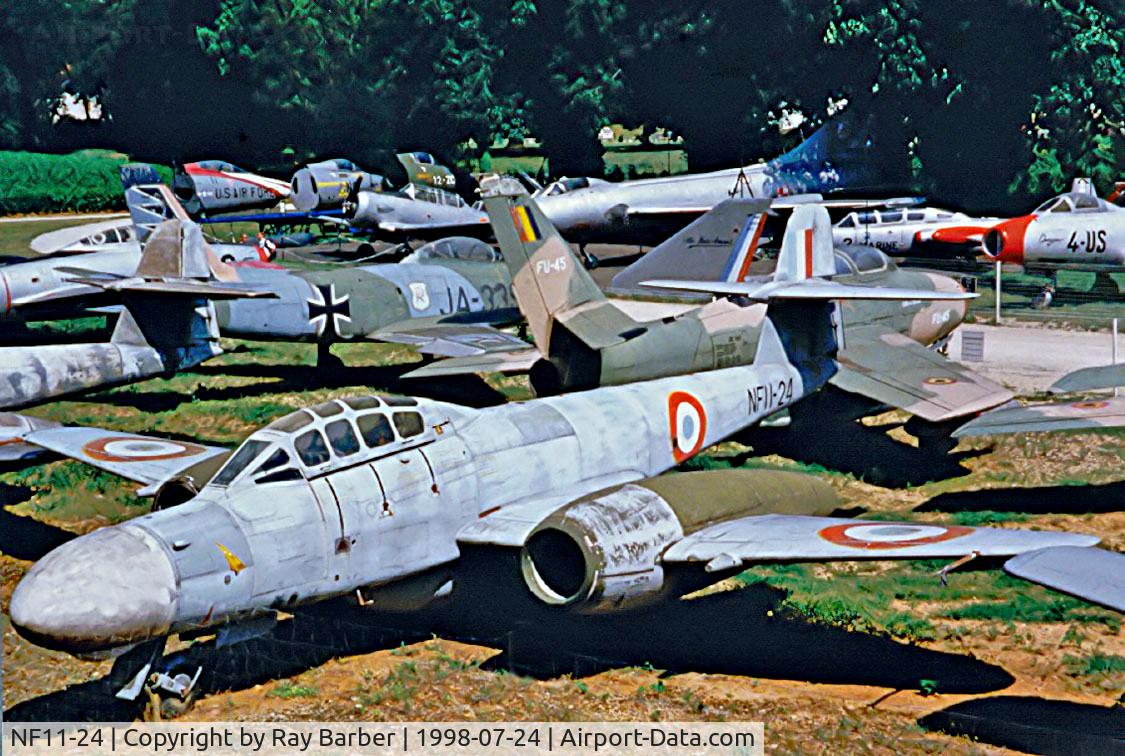 NF11-24, Gloster Meteor NF.11 C/N Not found NF11-24, Gloster Meteor NF.11 (Unknown) (French Air Force) Savigny-les-Beaune~F 24/07/1998