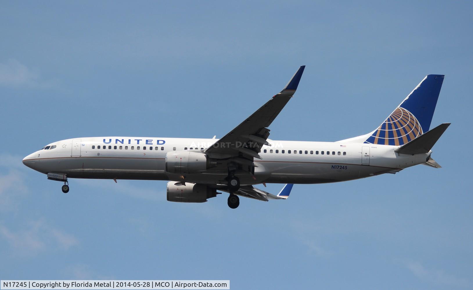 N17245, 1999 Boeing 737-824 C/N 28955, United