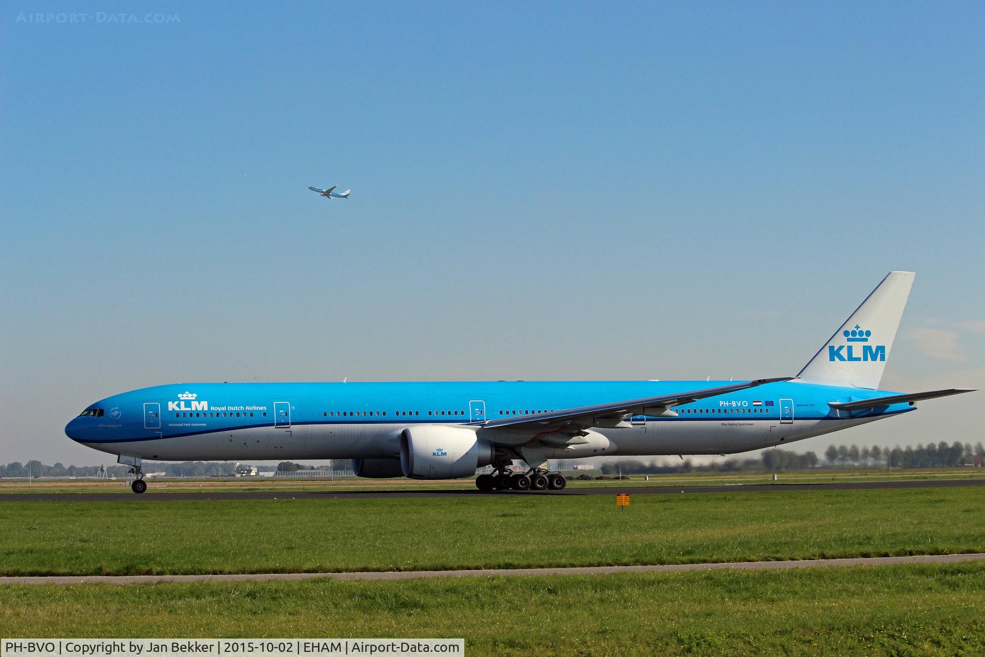 PH-BVO, 2015 Boeing 777-306/ER C/N 35946, Departing from Schiphol