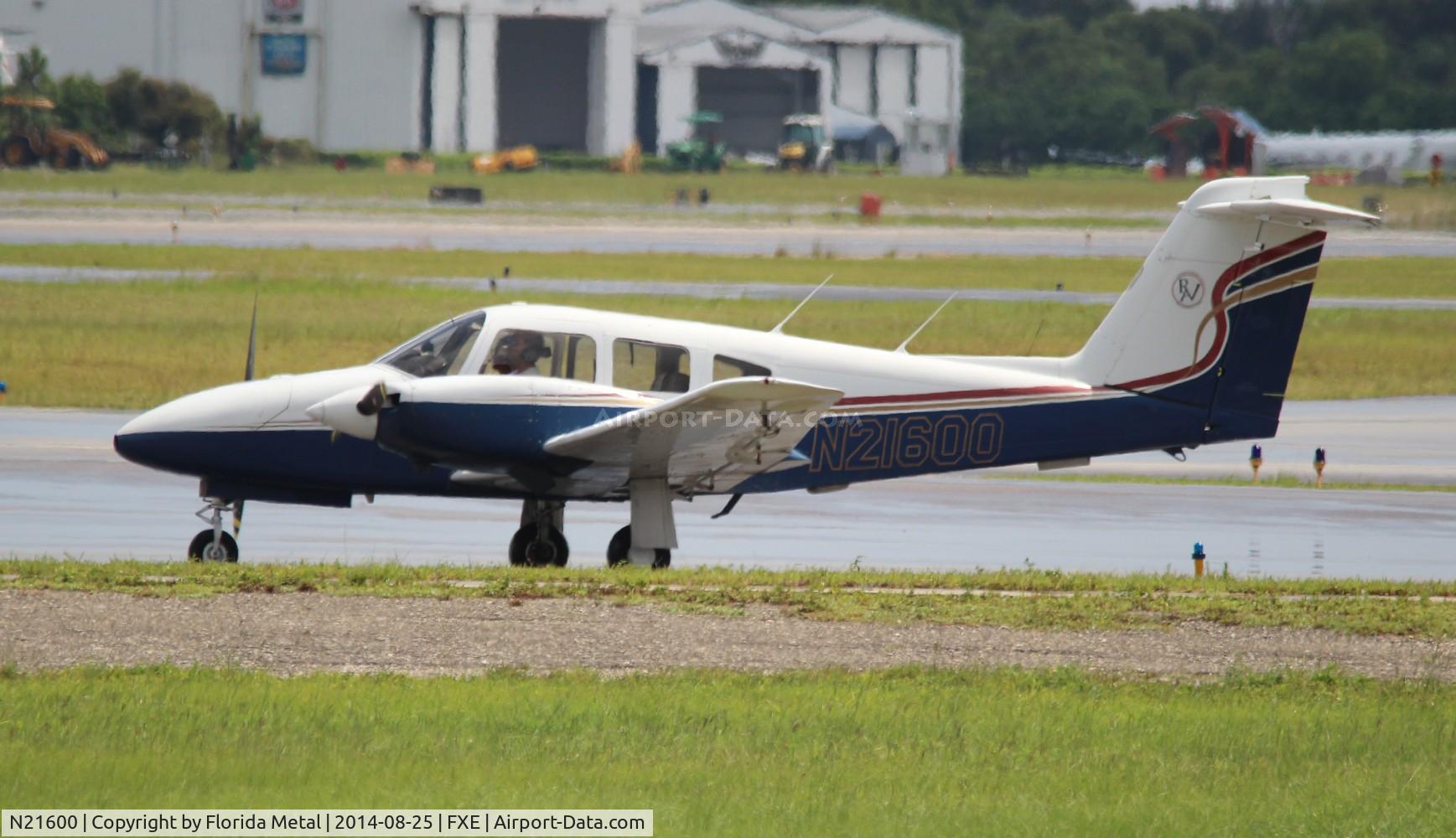 N21600, 1978 Piper PA-44-180 Seminole C/N 44-7995057, Piper Seminole