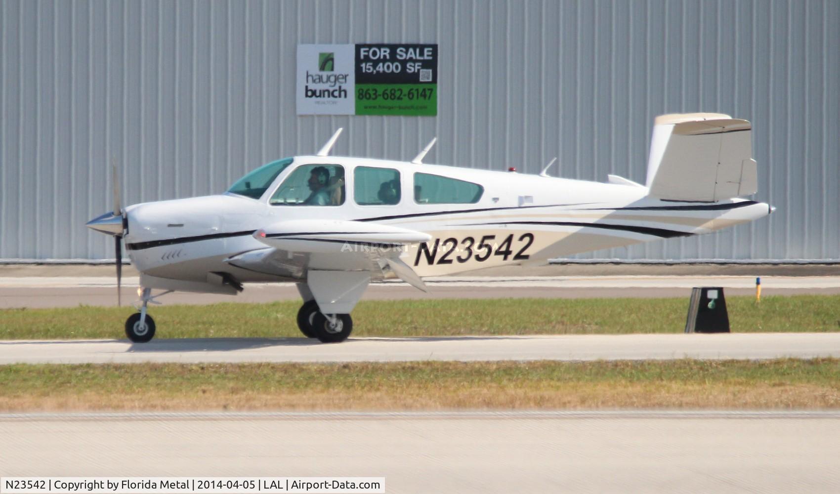 N23542, 1977 Beech V35B Bonanza C/N D-10085, Beech V35B Bonanza