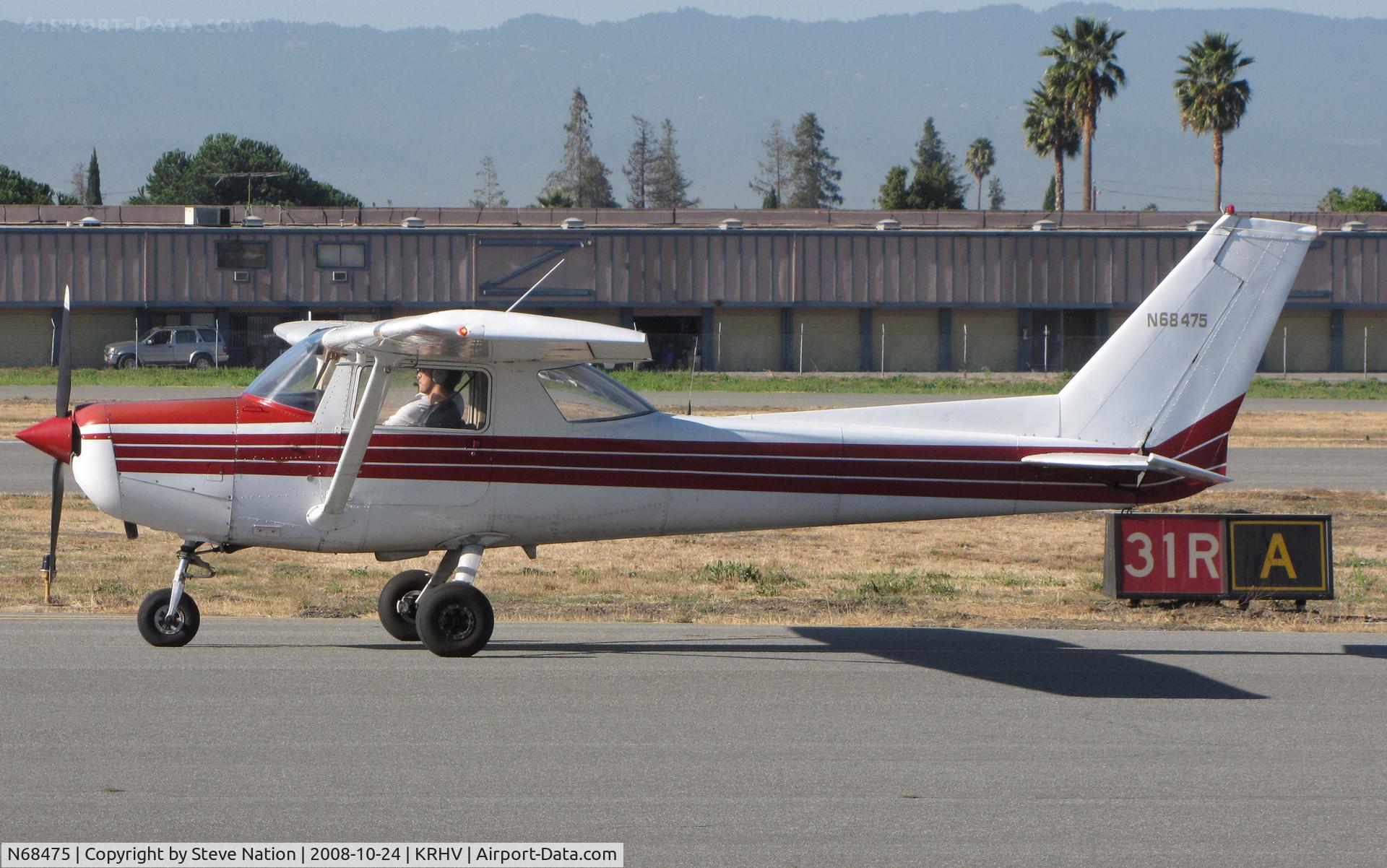 N68475, 1978 Cessna 152 C/N 15282311, Nice Air 1978 Cessna 152 taxiing @ Reid-Hillview Airport, San Jose, CA