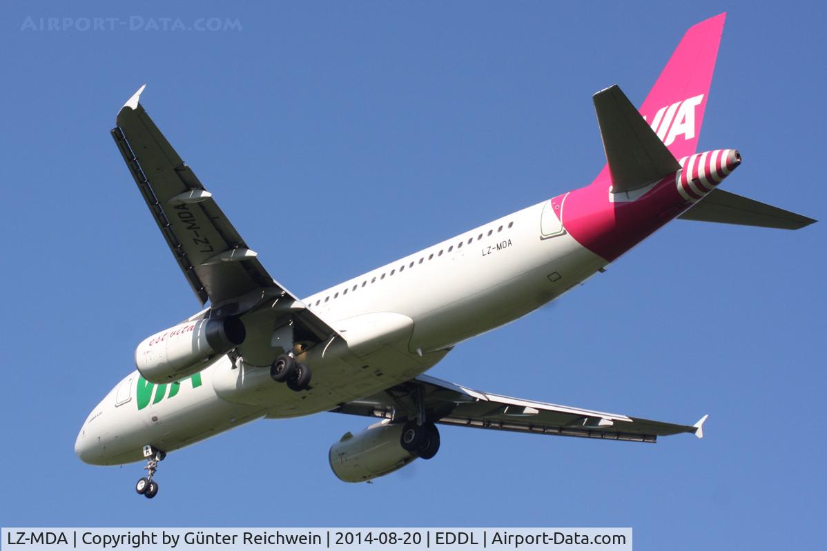 LZ-MDA, 2006 Airbus A320-232 C/N 2732, Arriving