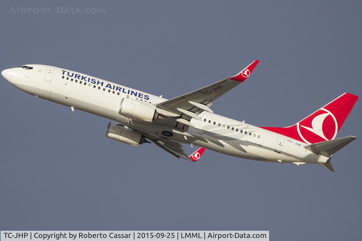 TC-JHP, 2012 Boeing 737-8F2 C/N 42000, Runway 31