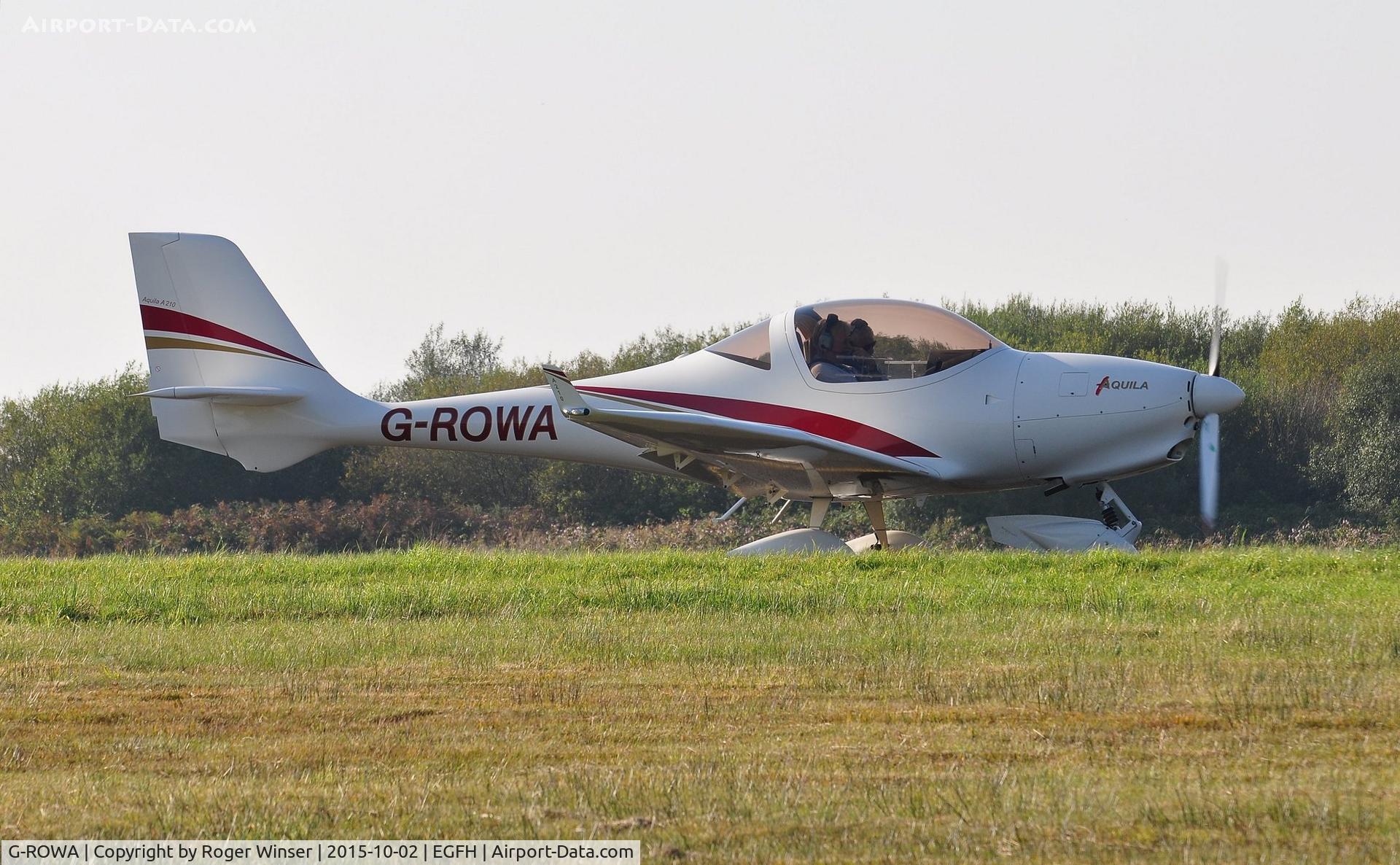 G-ROWA, 2007 Aquila A210 (AT01) C/N AT01-174, Visiting Aquila AT0.