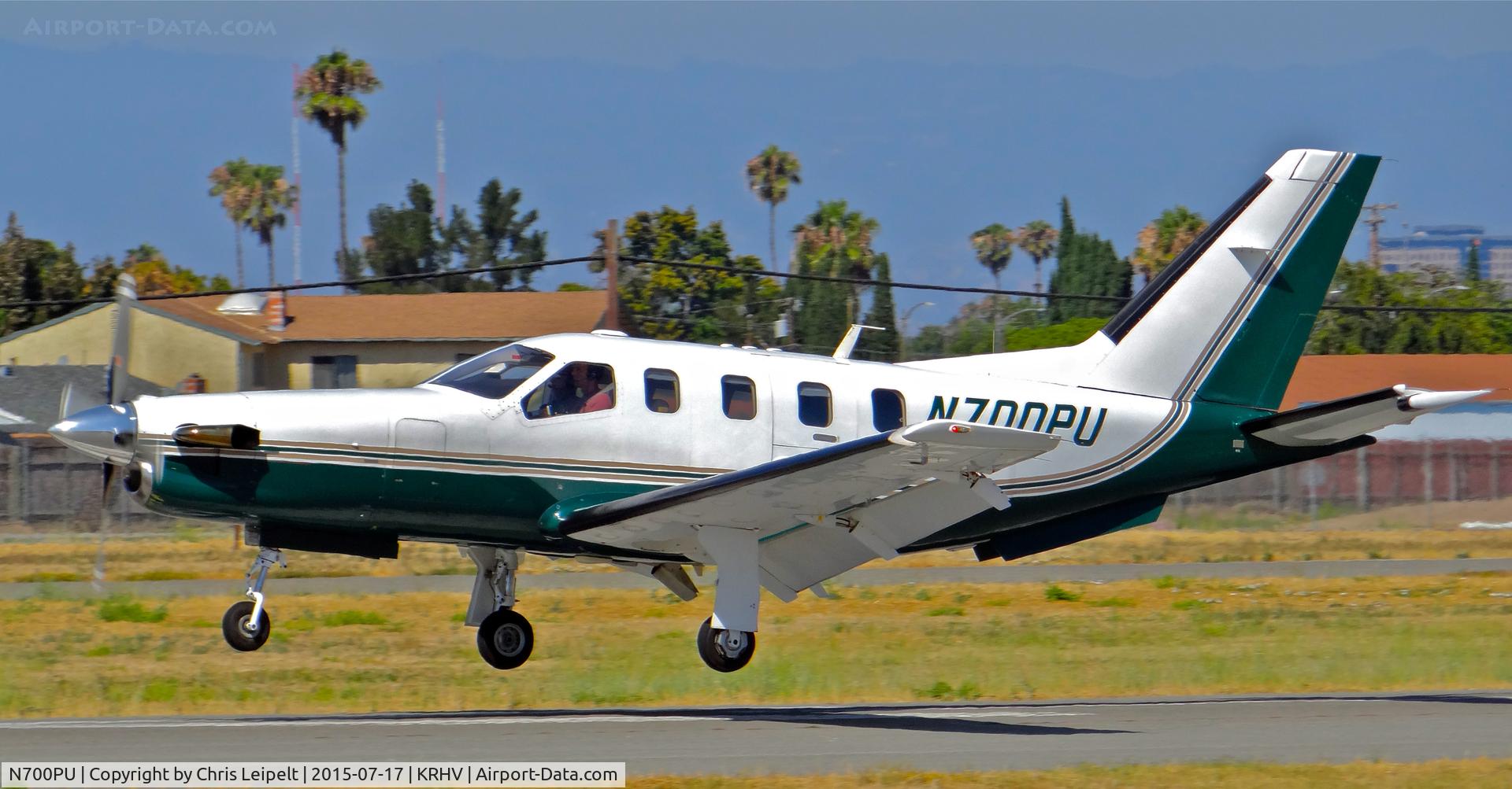 N700PU, Socata TBM-700 C/N 15, TBM Ventures LLC (Pendleton, OR) Socata TBM-700 landing runway 13R at Reid Hillview Airport, San Jose, CA.