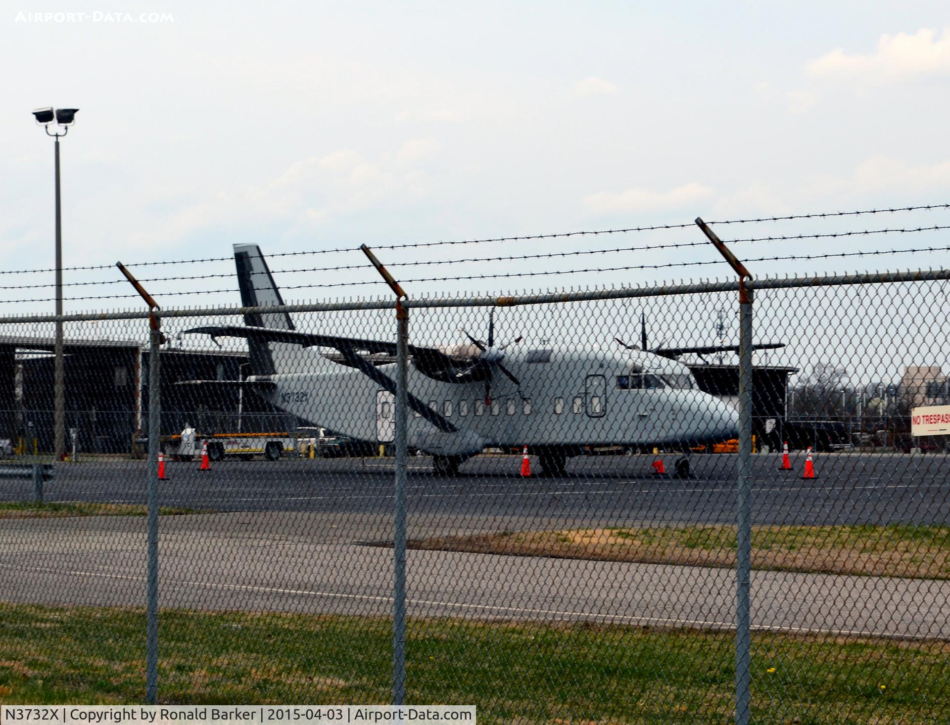N3732X, 1987 Short 360-200 C/N SH.3732, Cargo