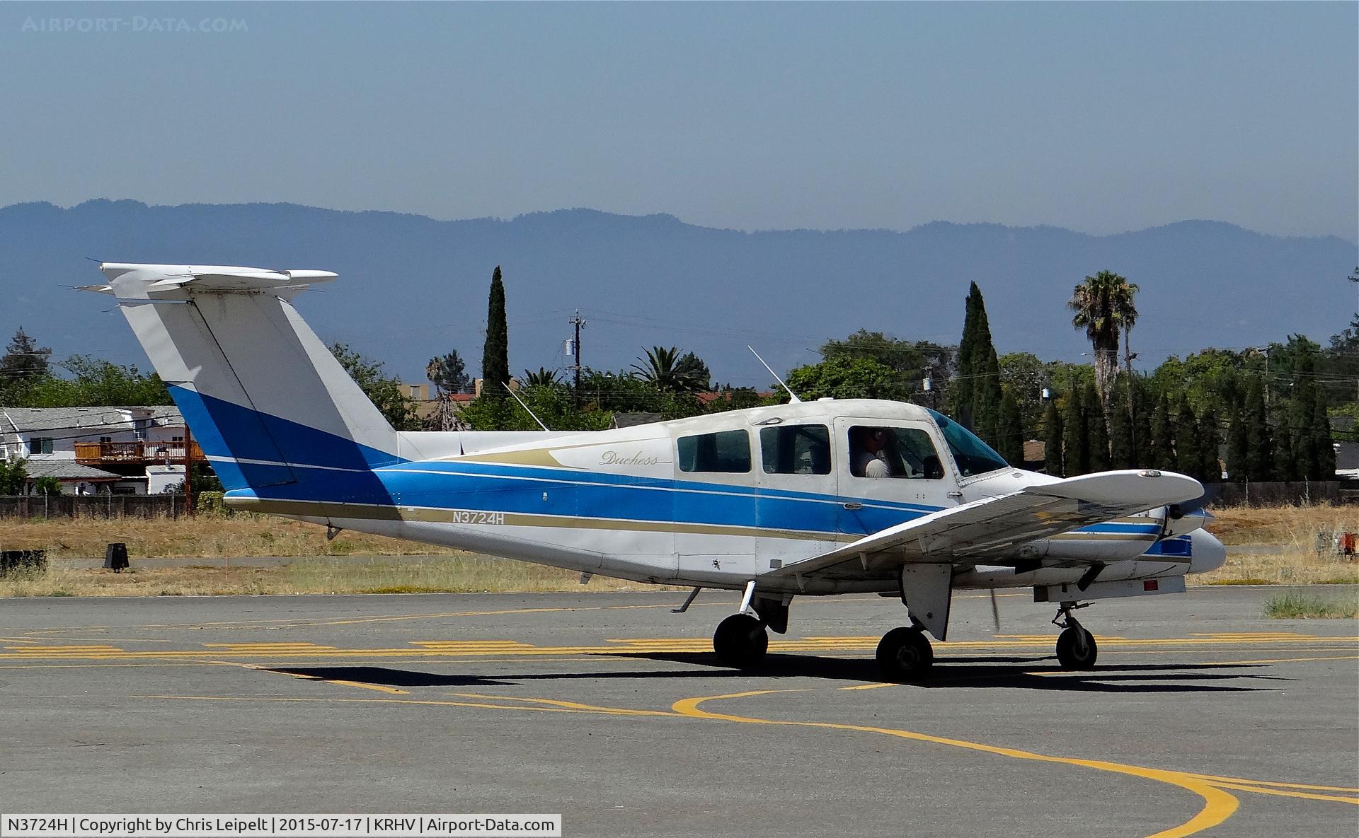 N3724H, 1982 Beech 76 Duchess C/N ME-350, Locally-based 1982 Beechcraft Duchess taxing out for departure at Reid Hillview Airport, San Jose, CA.