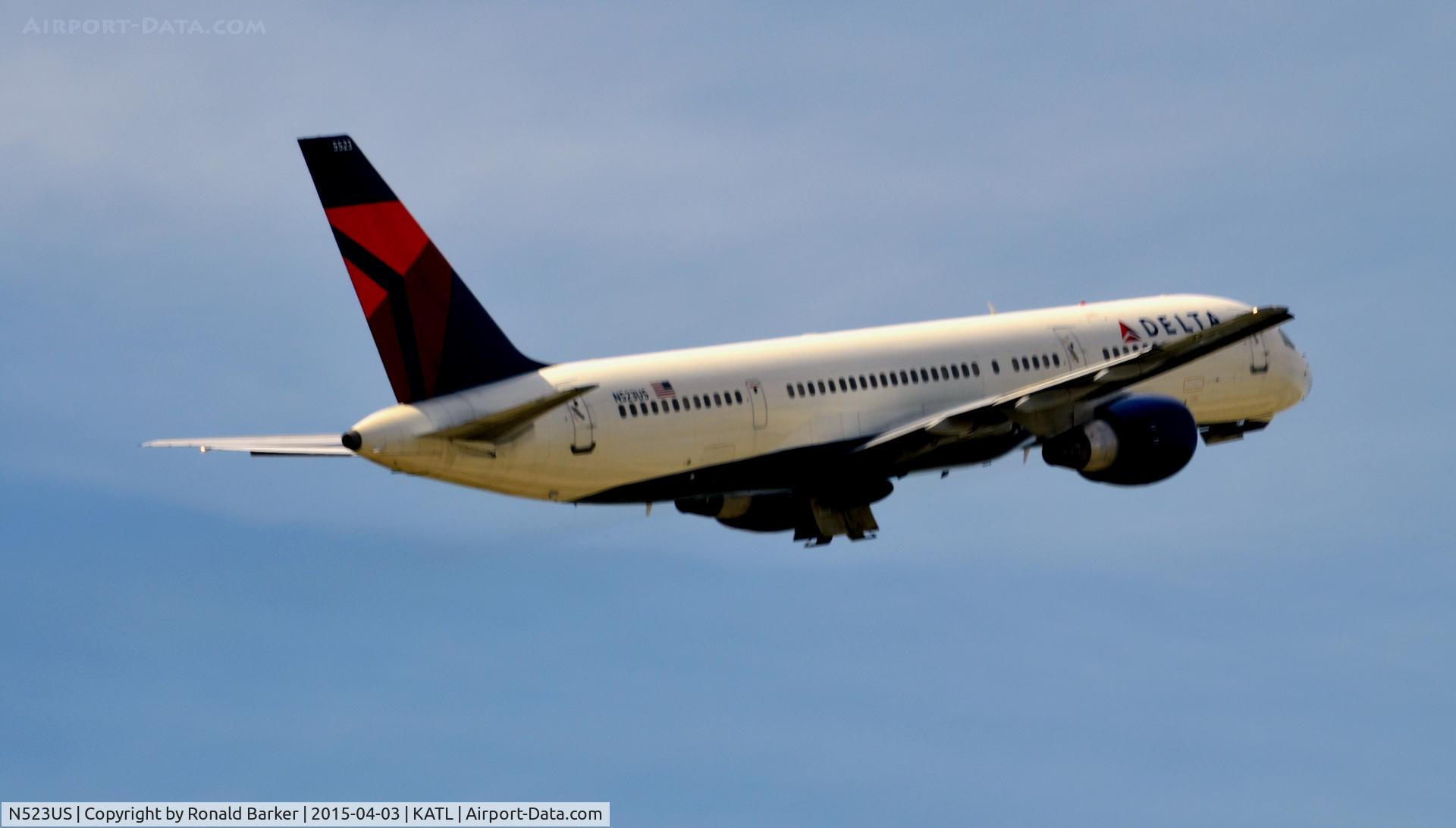 N523US, 1987 Boeing 757-251 C/N 23617, Takeoff Atlanta