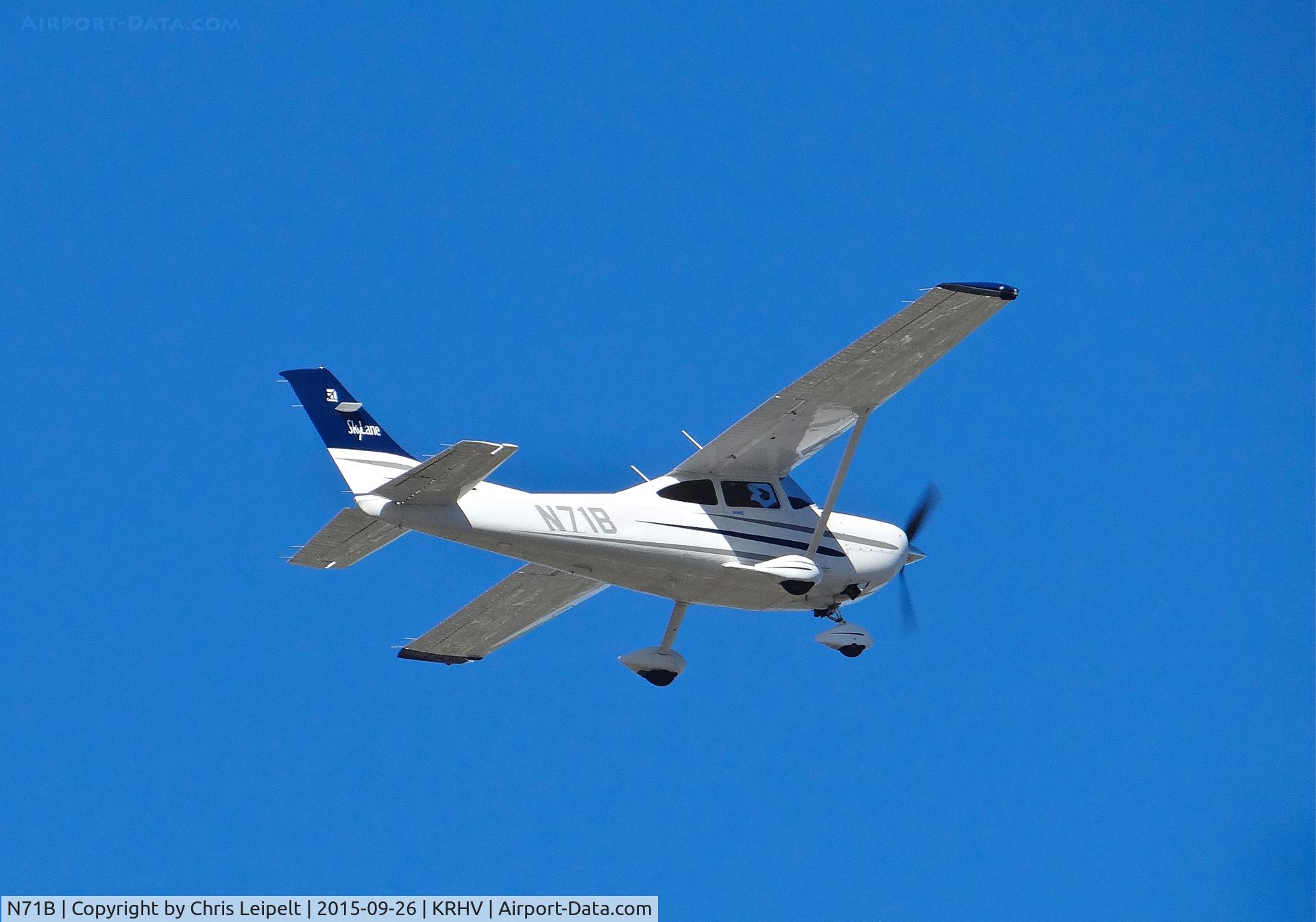 N71B, 2003 Cessna 182T Skylane C/N 18281289, California-based 2003 Cessna 182T departing runway 31R at Reid Hillview Airport, San Jose, CA.