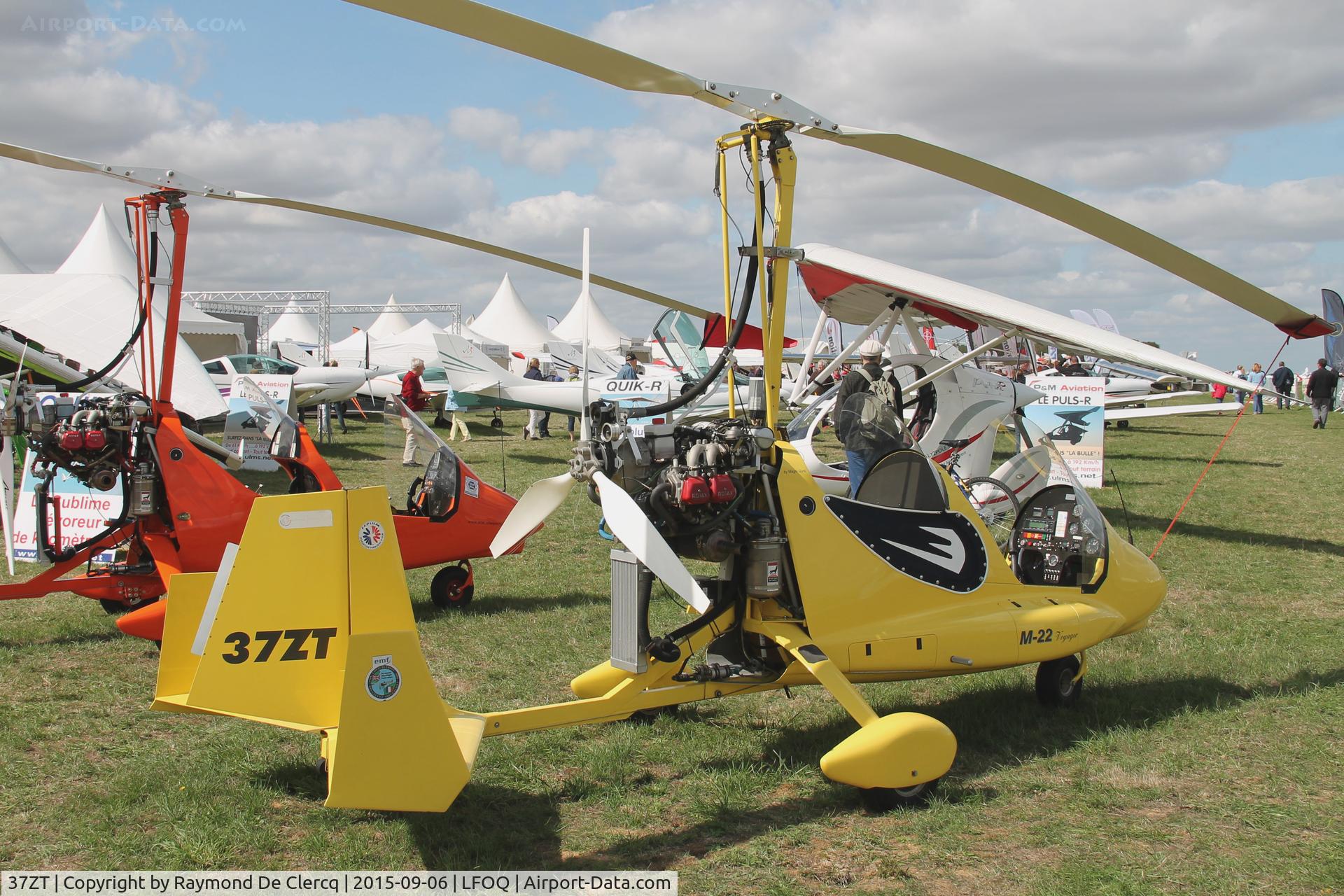 37ZT, Magni Gyro M-22 Voyager C/N 22-07-4194, ULM salon Blois.