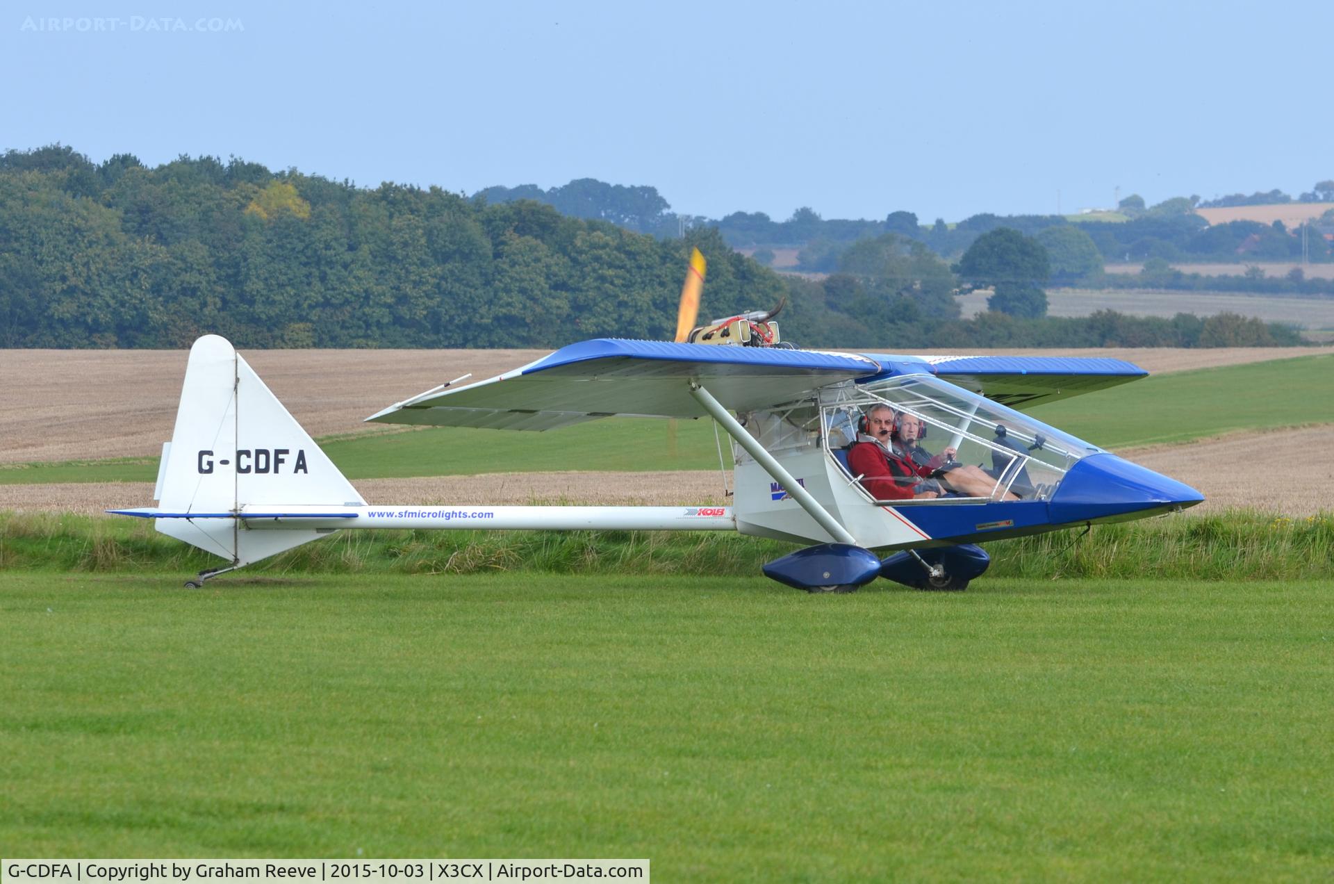 G-CDFA, 2004 Kolb Twinstar Mk III C/N PFA 205-14274, Just landed at Northrepps.