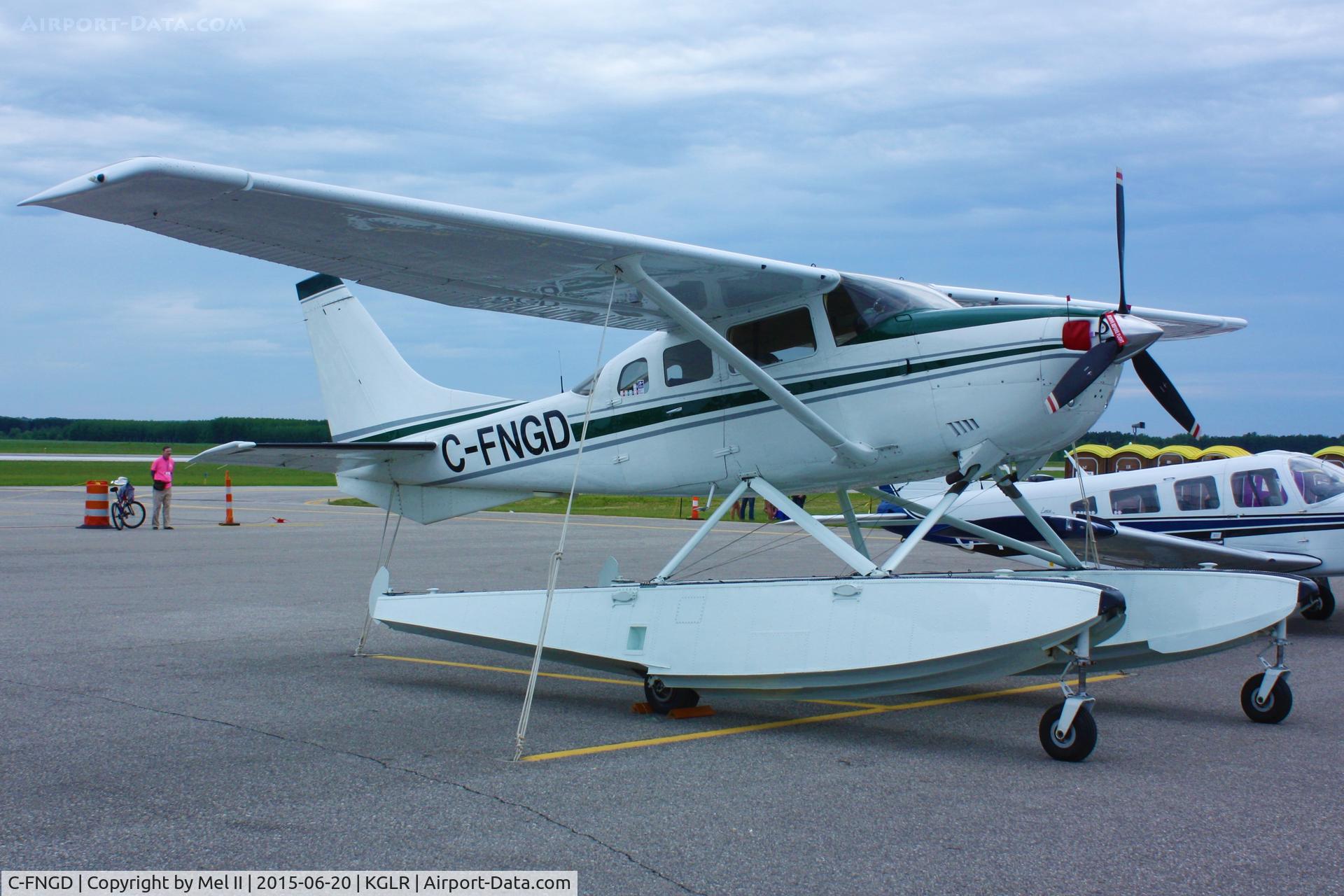 C-FNGD, 1981 Cessna U206G Stationair C/N U206-05944, Parked