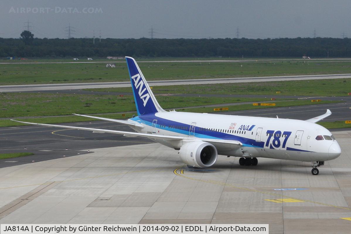 JA814A, 2012 Boeing 787-8 Dreamliner C/N 34493, Arriving at Terminal A