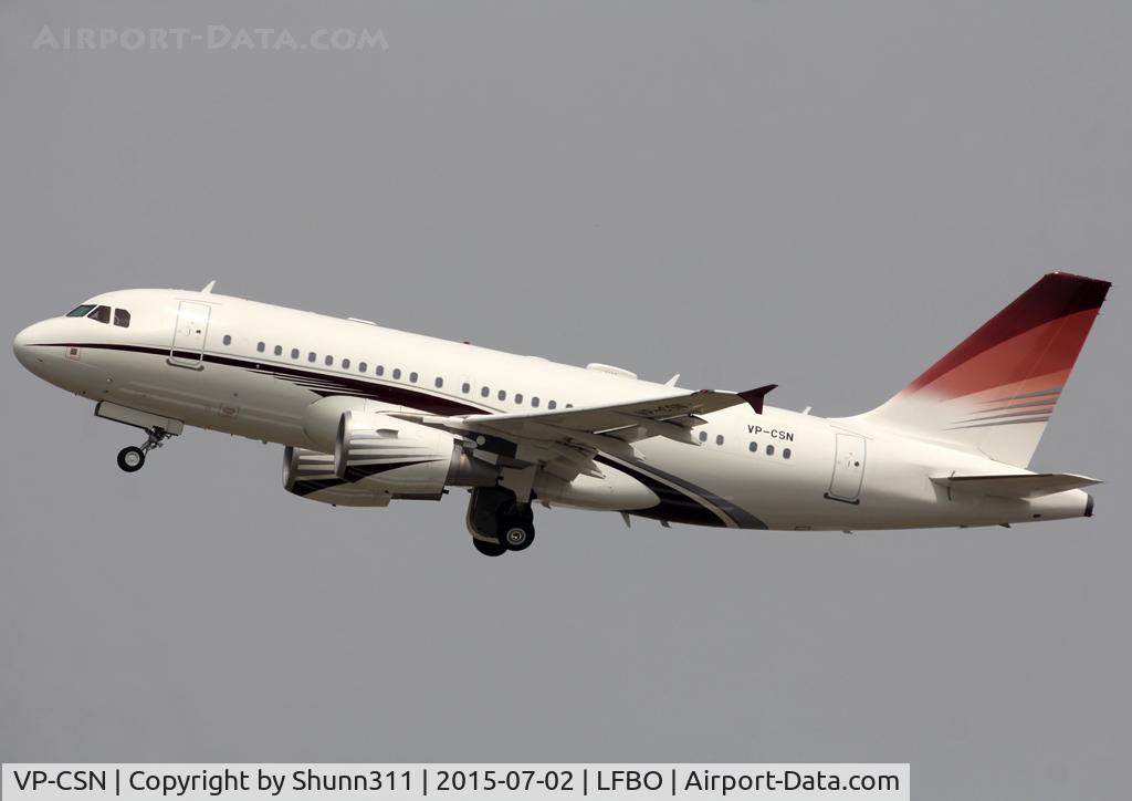 VP-CSN, 2007 Airbus A319-115CJ C/N 3356, Taking off from rwy 32L