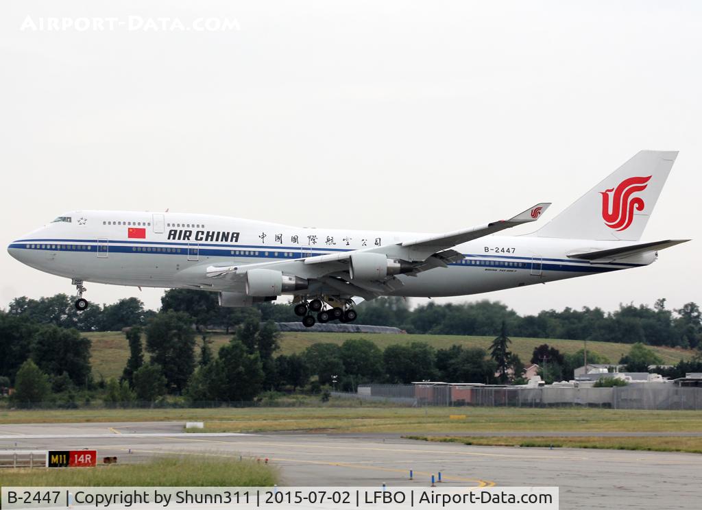 B-2447, 1995 Boeing 747-4J6 C/N 25883, Landing rwy 14R