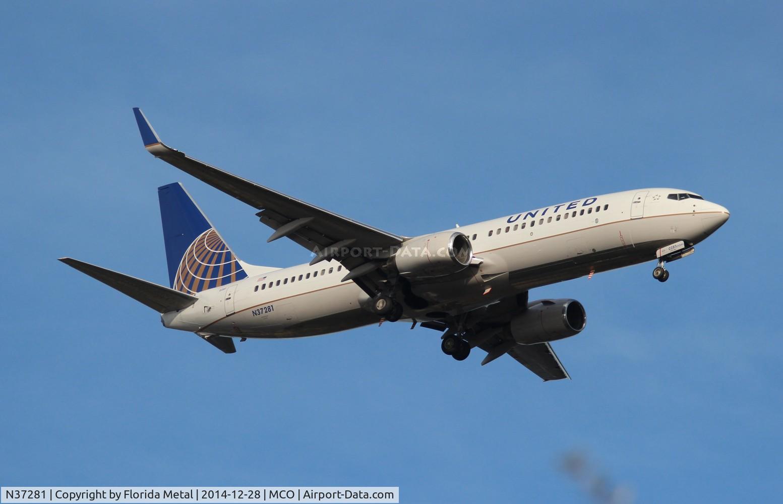 N37281, 2003 Boeing 737-824 C/N 31599, United