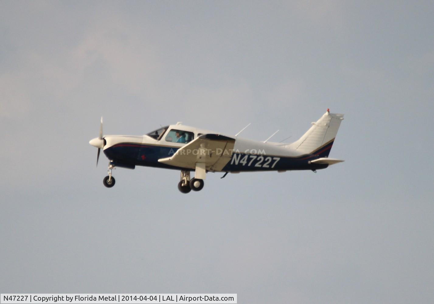 N47227, 1977 Piper PA-28R-201 Cherokee Arrow III C/N 28R-7737158, PA-28R-201
