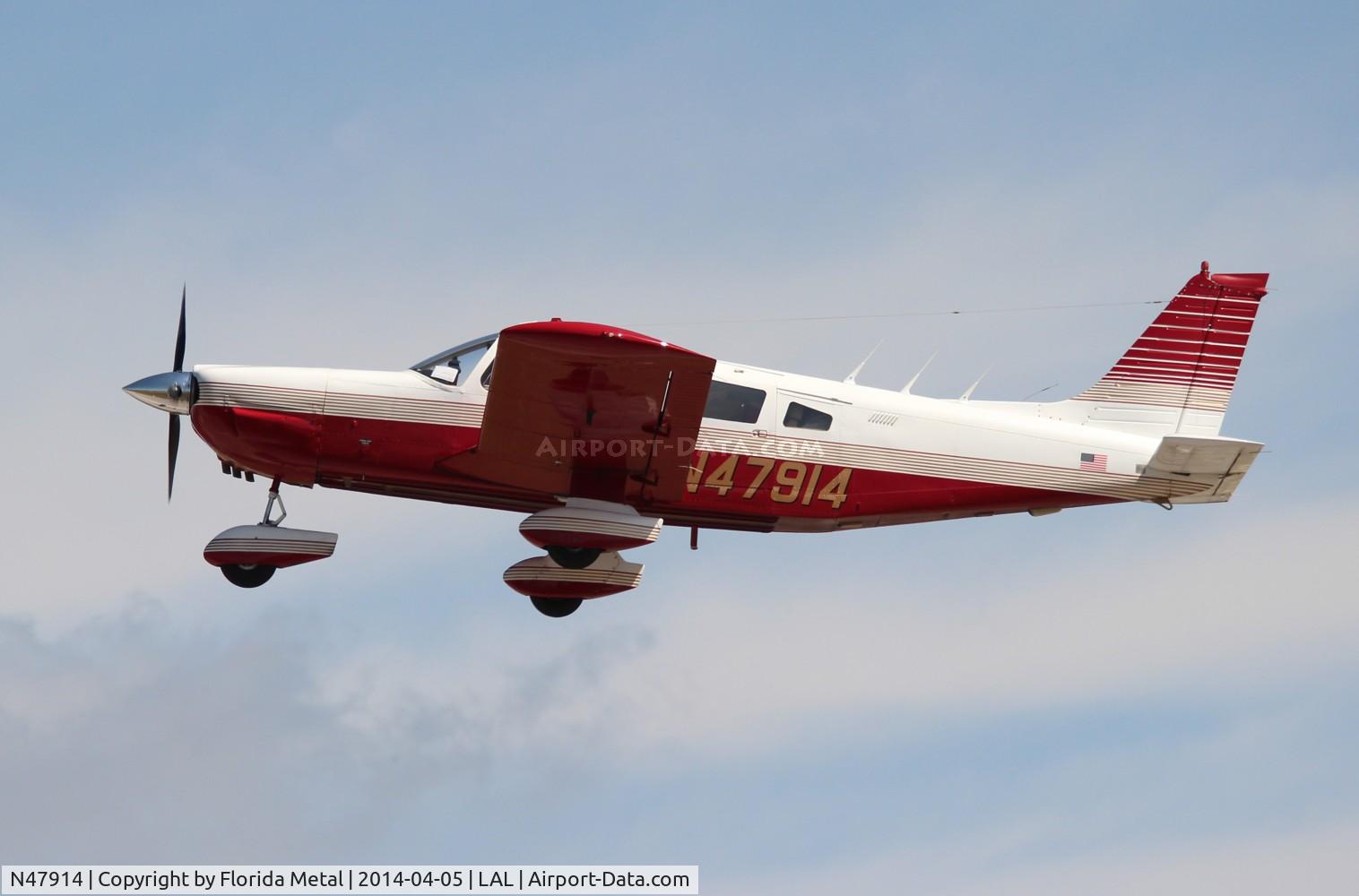 N47914, 1977 Piper PA-32-300 Cherokee Six C/N 32-7840018, PA-32-300