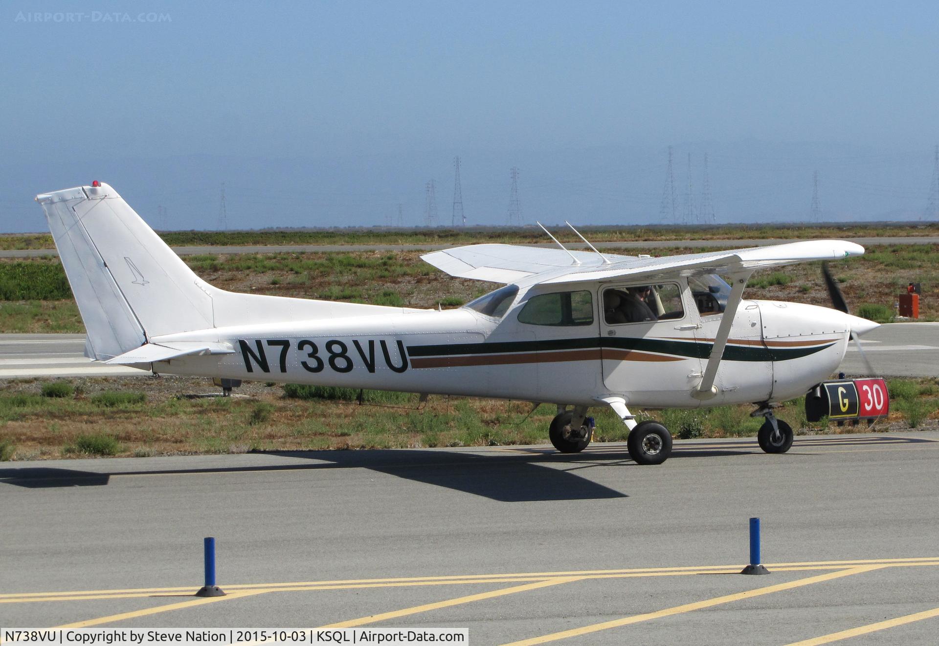 N738VU, 1978 Cessna 172N C/N 17270279, Five Rivers Flight Training 1978 Cessna 172N Skyhawk (locally-based) taxiing for takeoff @ San Carlos Airport, CA