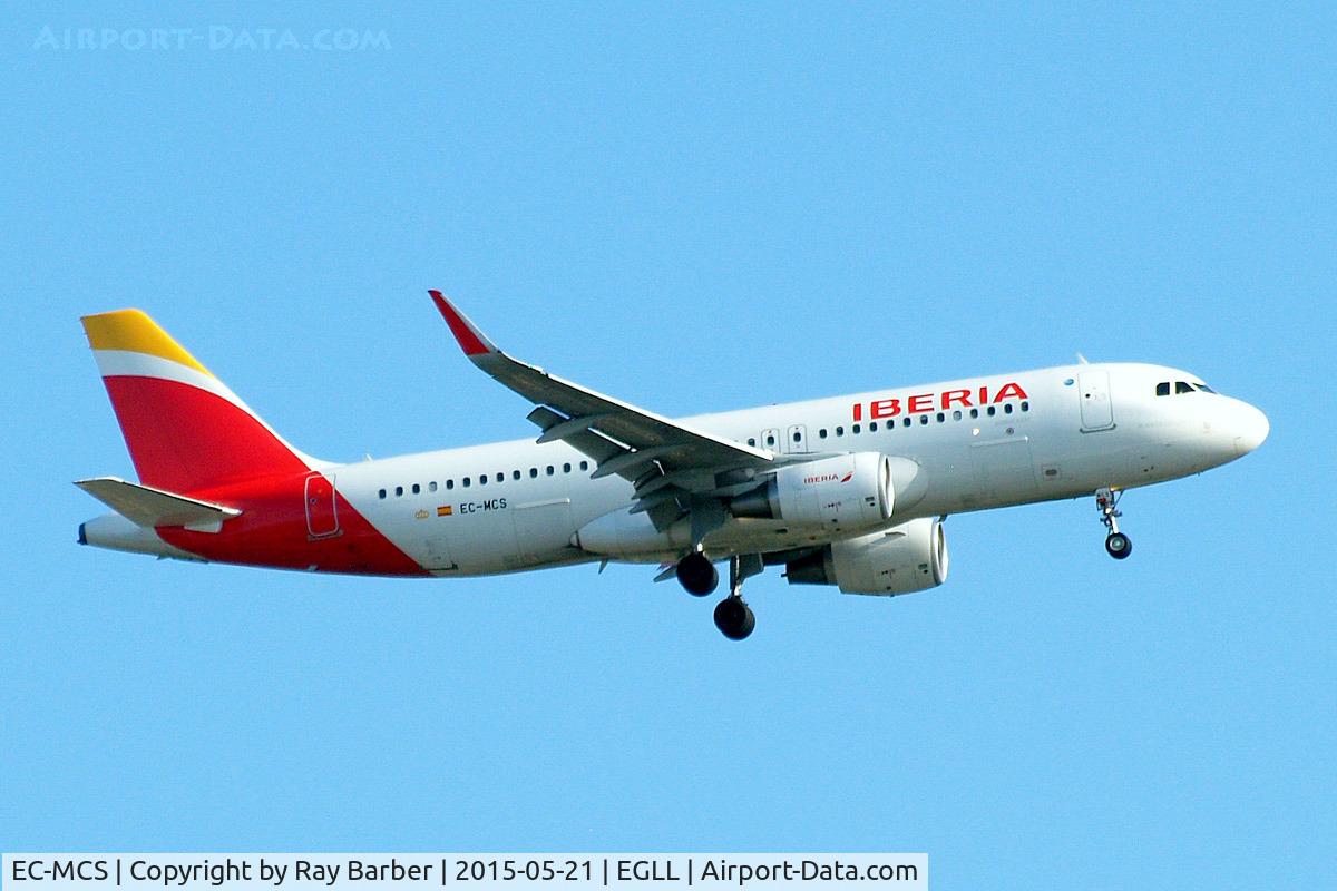 EC-MCS, 2014 Airbus A320-214 C/N 6244, Airbus A320-214(SL) [6244] (Iberia) Home~G 21/05/2015. On approach 27L.