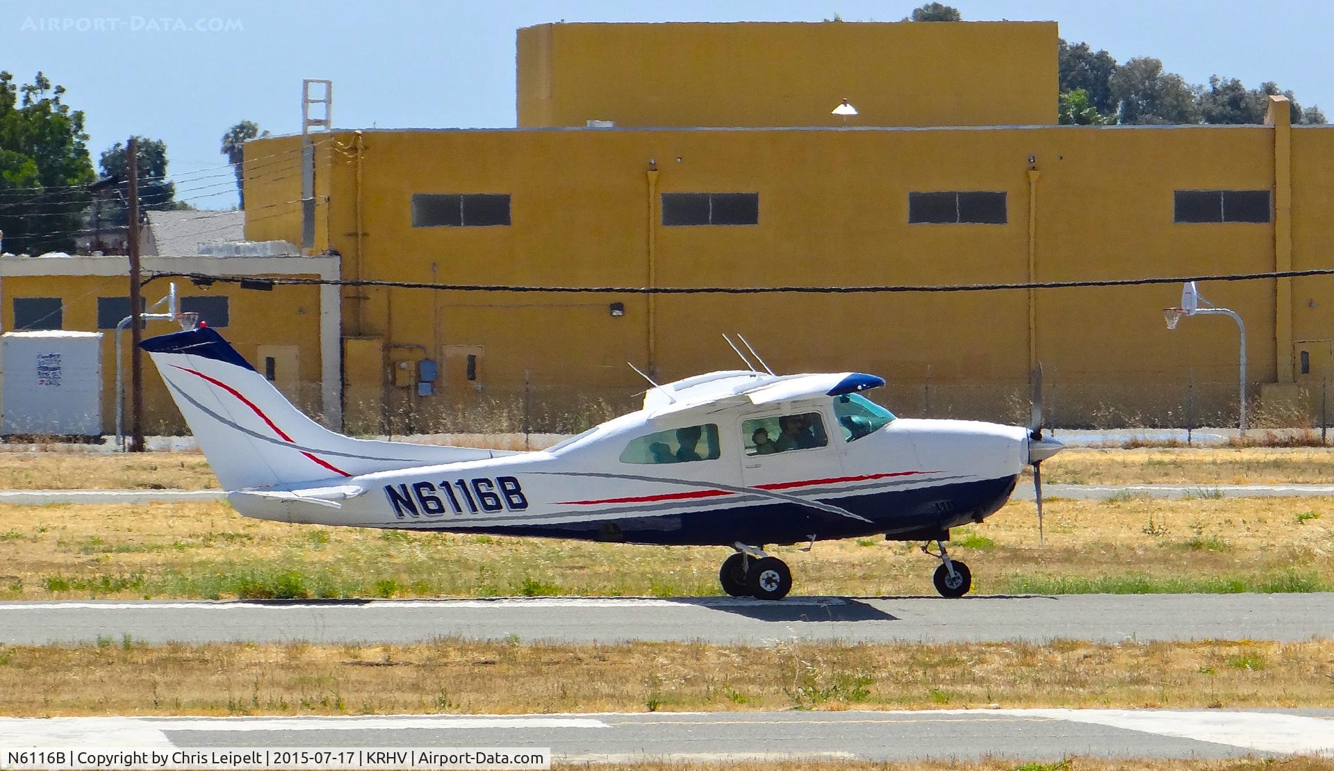 N6116B, 1978 Cessna T210M Turbo Centurion C/N 21062686, Locally-based 1978 Cessna T210M landing runway 31R on a very hot summer day at Reid Hillview Airport, San Jose, CA.