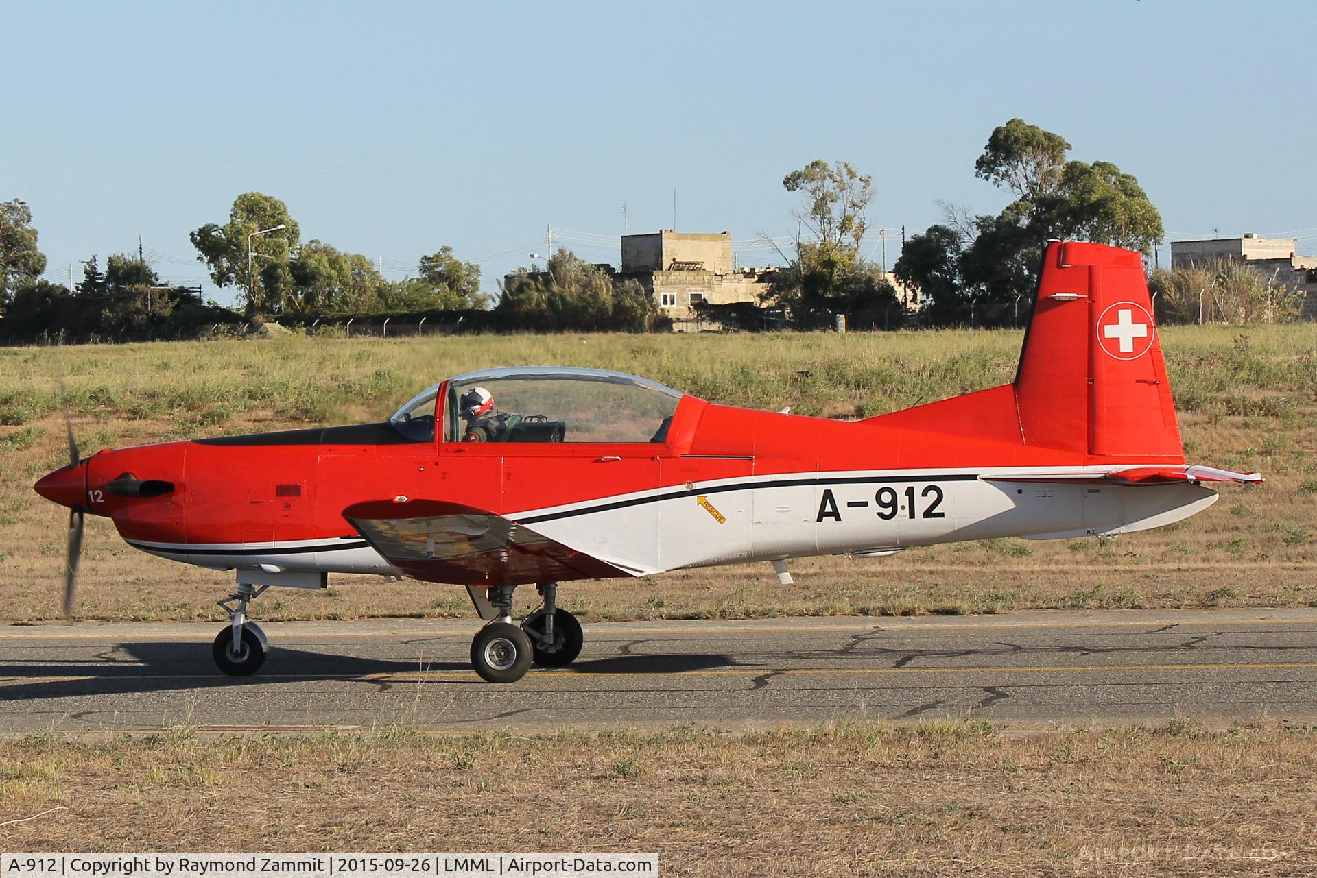 A-912, 1982 Pilatus PC-7 Turbo Trainer C/N 320, Pilatus PC-7 A-912 Swiss Air Force Aerobatic Team