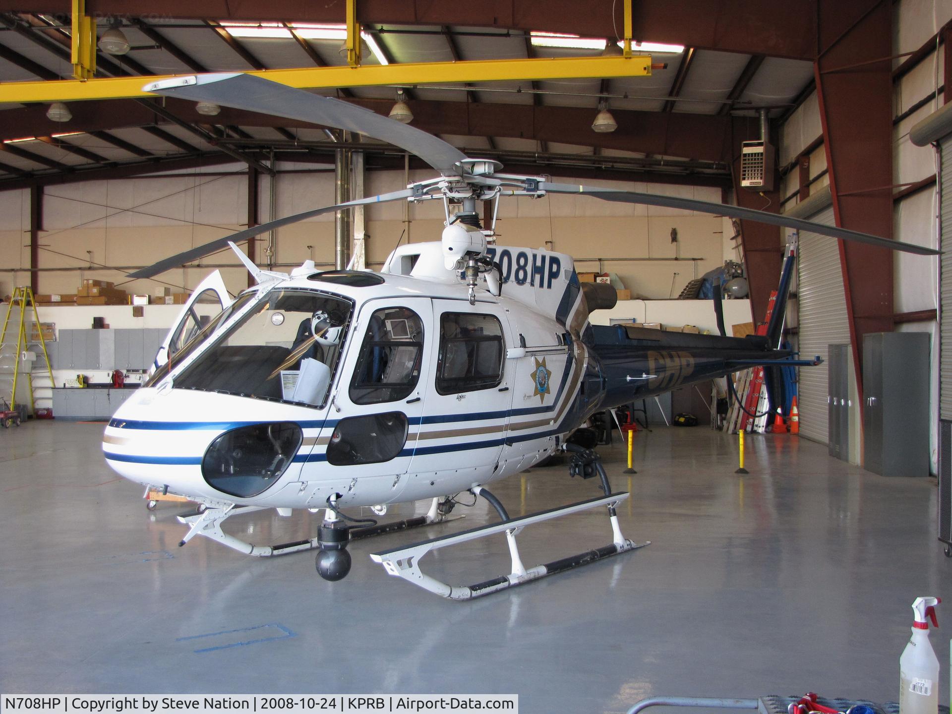 N708HP, 1999 Aerospatiale AS-350B-3 Ecureuil C/N 3244, California Highway Patrol 1999 Eurocopter AS-350B-3 in hangar @ Paso Robles Airport, CA home base