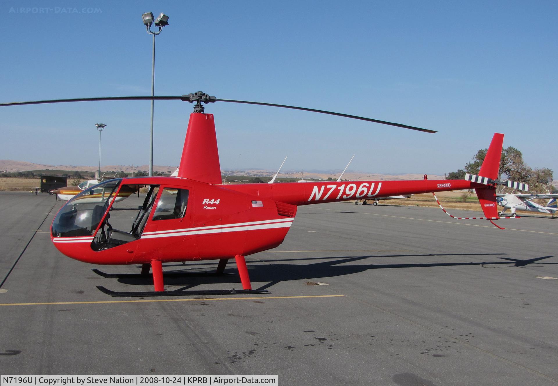 N7196U, 2001 Robinson R44 C/N 1086, 2001 Robinson R44 @ Paso Robles Airport, CA