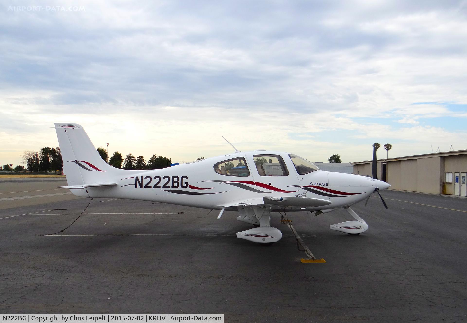 N222BG, 2004 Cirrus SR22T C/N 1095, Nevada-based 2004 Cirrus SR-22T visiting parked on the Nice Air tie downs at Reid Hillview Airport, San Jose, CA.
