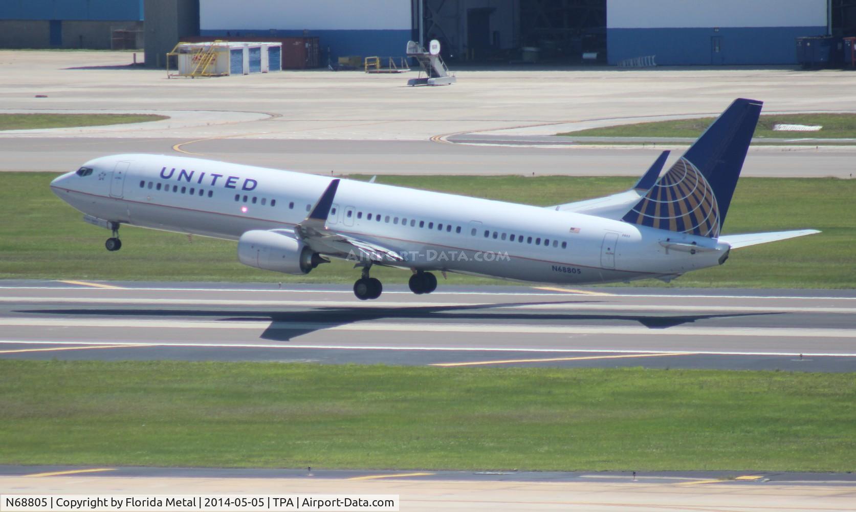 N68805, 2013 Boeing 737-924/ER C/N 42818, United