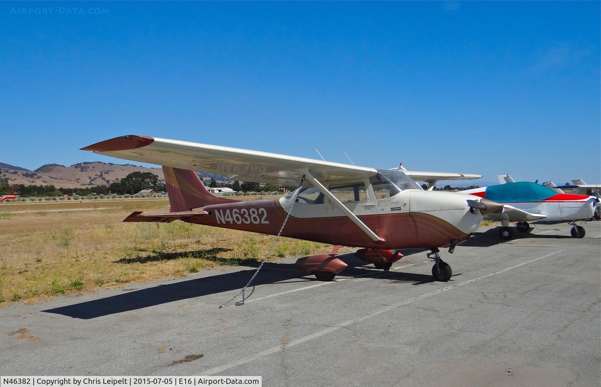 N46382, 1968 Cessna 172K Skyhawk C/N 17257230, Locally-based 1968 Cessna 172K sitting at its tie down at South County Airport, San Martin, CA.