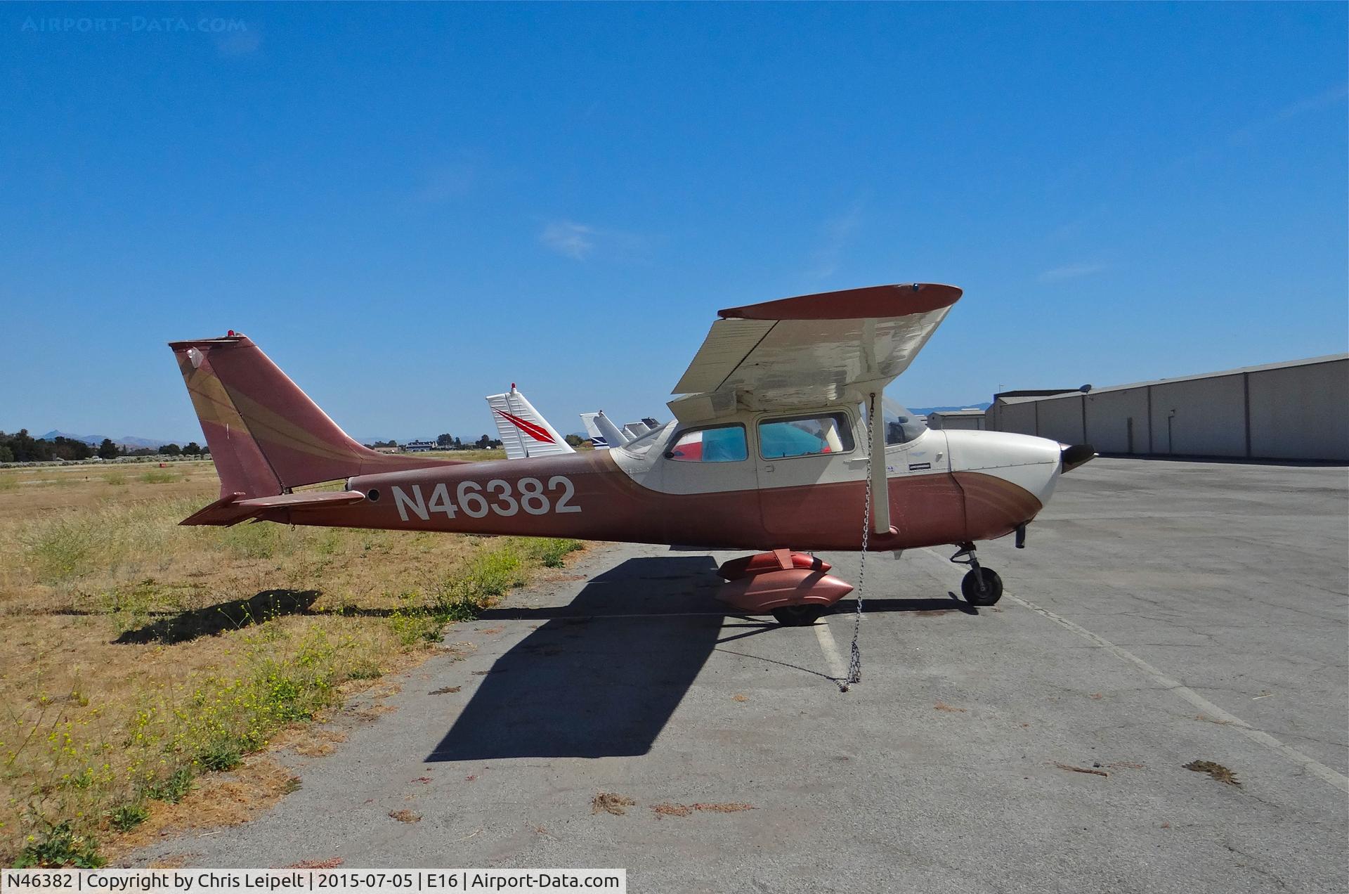 N46382, 1968 Cessna 172K Skyhawk C/N 17257230, Locally-based 1968 Cessna 172K sitting at its tie down at South County Airport, San Martin, CA.