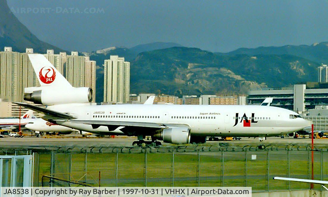 JA8538, 1979 Douglas KDC-10-40l C/N 46974, McDonnell-Douglas DC-10-40 [46974] (Japan Airlines) Hong Kong Kai-Tak~B 31/10/1997