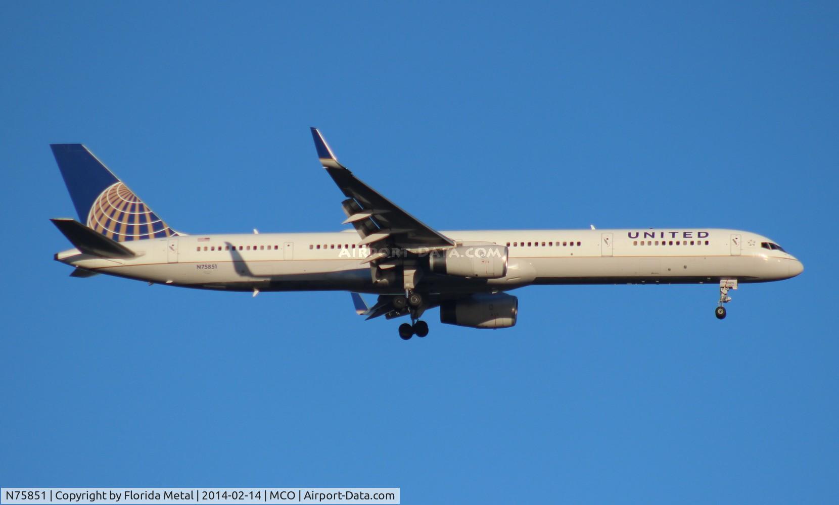 N75851, 2001 Boeing 757-324 C/N 32810, United