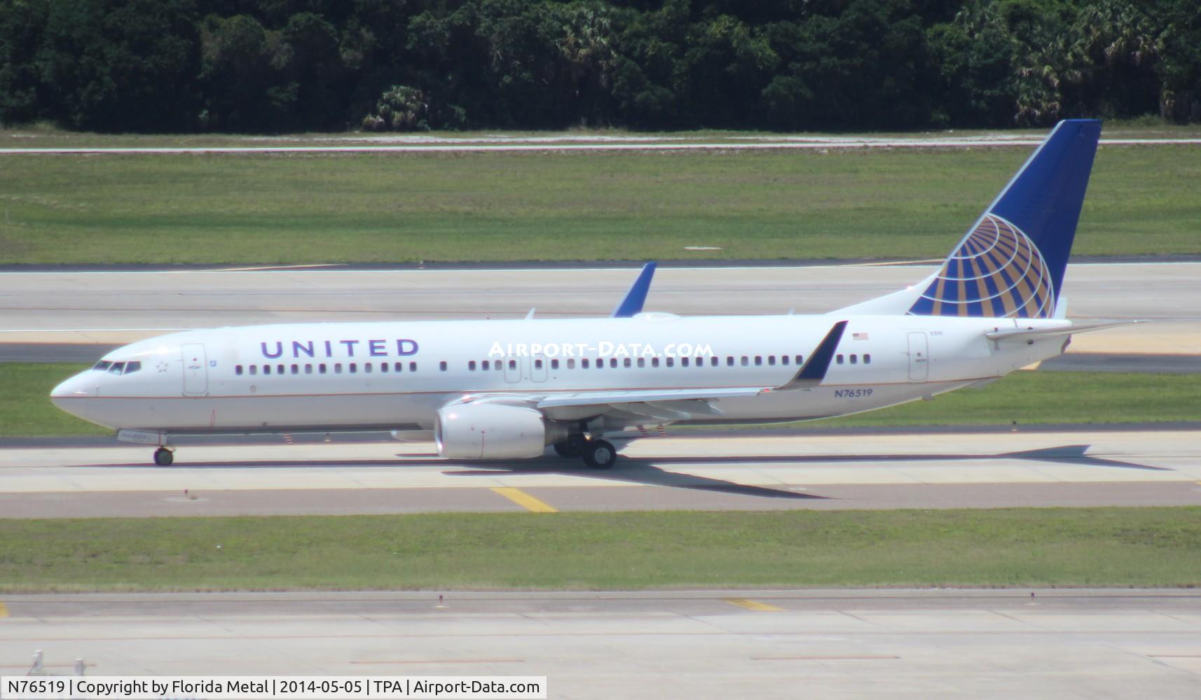 N76519, 2009 Boeing 737-824 C/N 30132, United