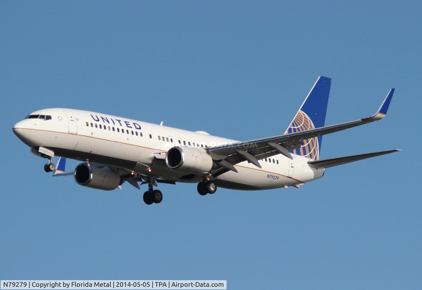 N79279, 2003 Boeing 737-824 C/N 31597, United