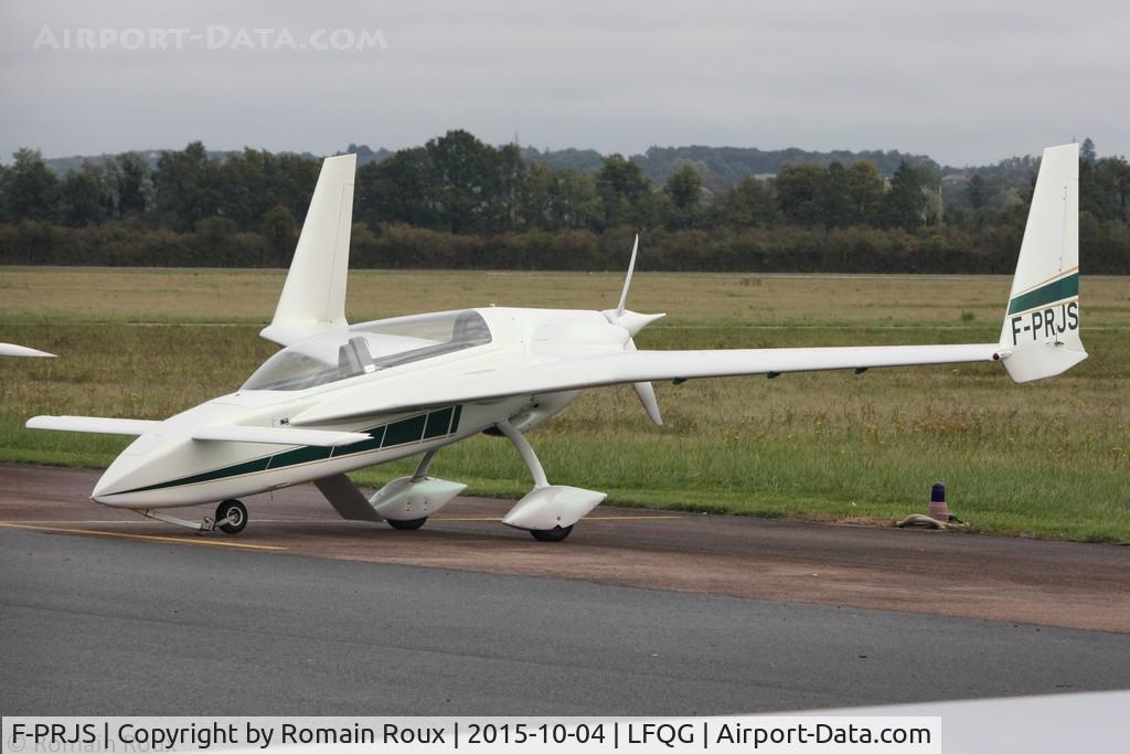 F-PRJS, Rutan Long-EZ C/N 2073 L, Parked