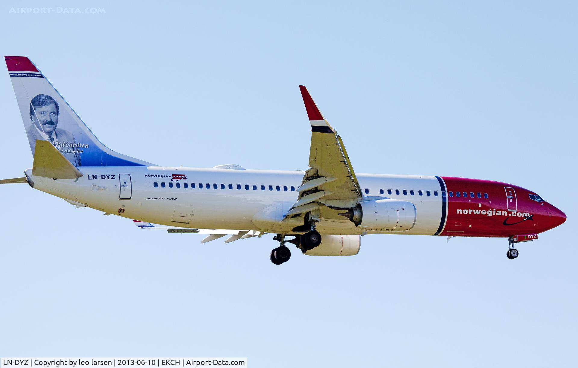 LN-DYZ, 2012 Boeing 737-8JP C/N 39013, Copenhagen 10.6.13