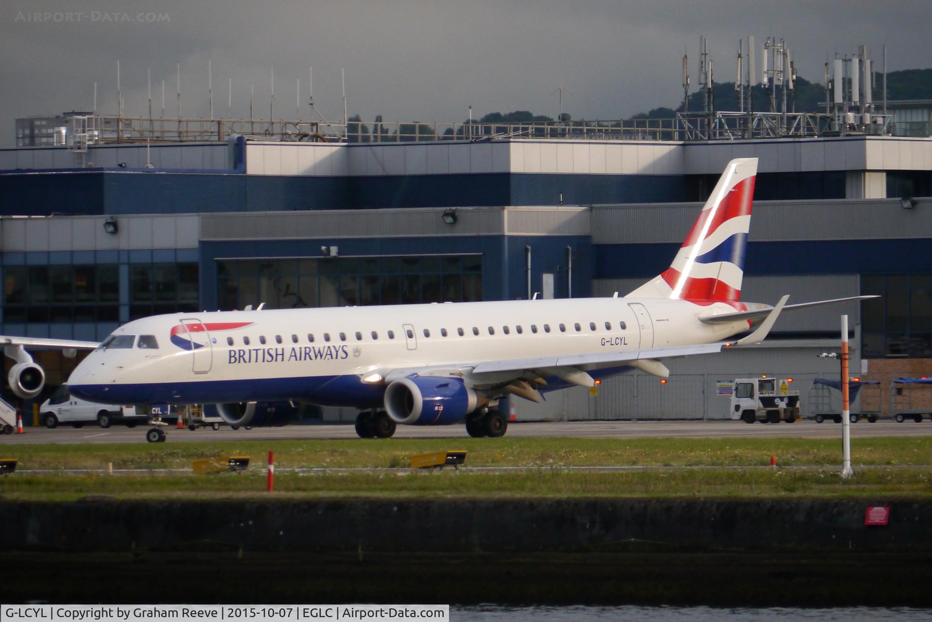 G-LCYL, 2010 Embraer 190SR (ERJ-190-100SR) C/N 19000346, About to depart.
