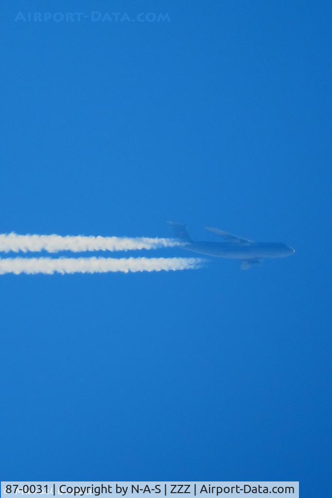 87-0031, 1987 Lockheed C-5B Galaxy C/N 500-0117, Trailing over Norfolk