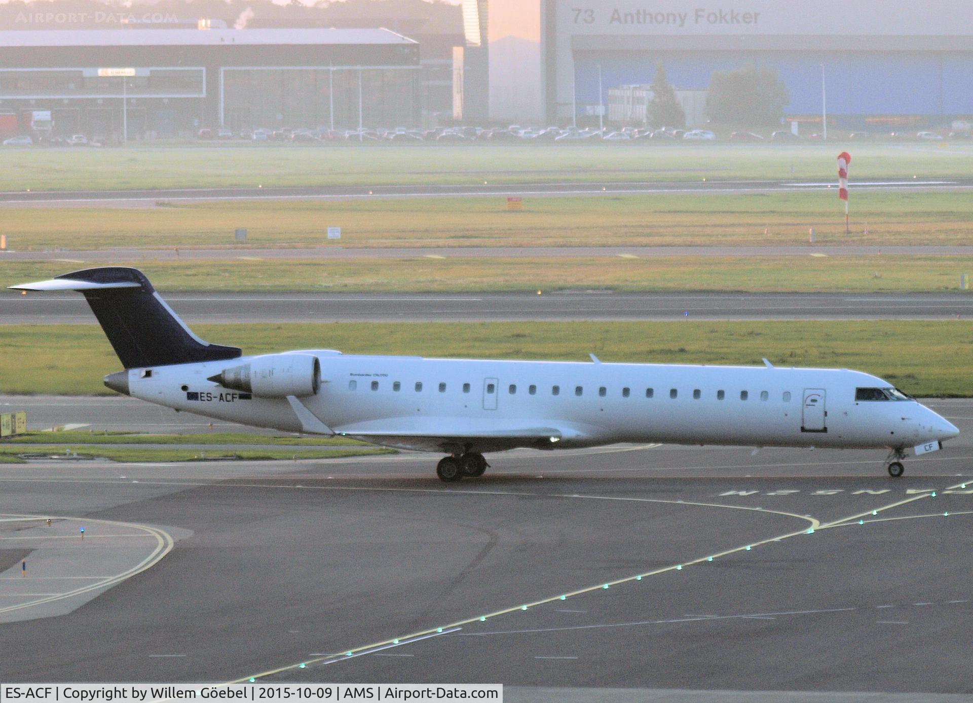 ES-ACF, 2003 Bombardier CRJ-701ER (CL-600-2C10) Regional Jet C/N 10083, Taxi to the gate of Schiphol Airport