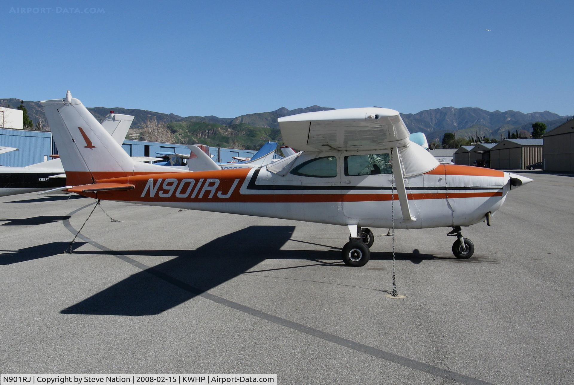 N901RJ, 1965 Cessna 172G C/N 17253429, Locally-based 1965 Cessna 172G Skyhawk @ Whiteman Airport, Pacoima, CA