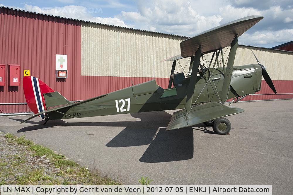 LN-MAX, De Havilland DH-82A Tiger Moth II C/N 85738, like new...